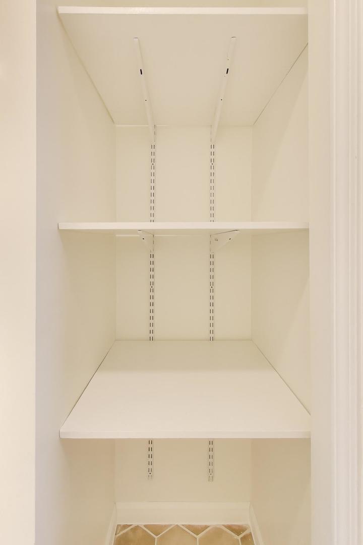 4334 N Dayton Street Unit: G