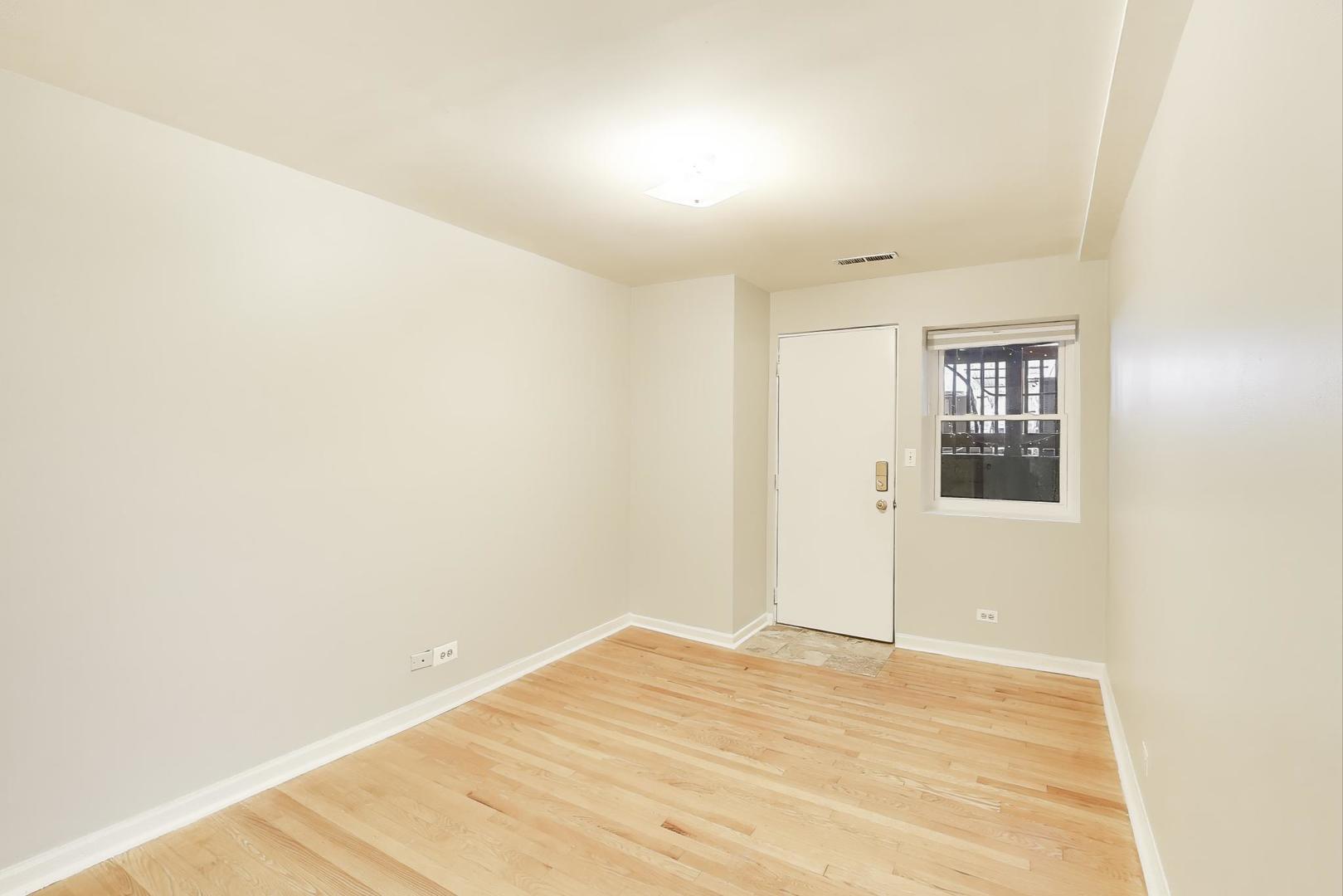 4334 N Dayton Street Unit: G