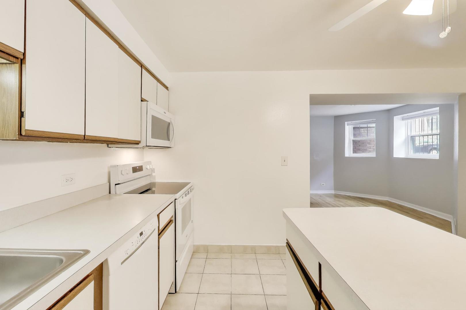 4334 N Dayton Street Unit: G