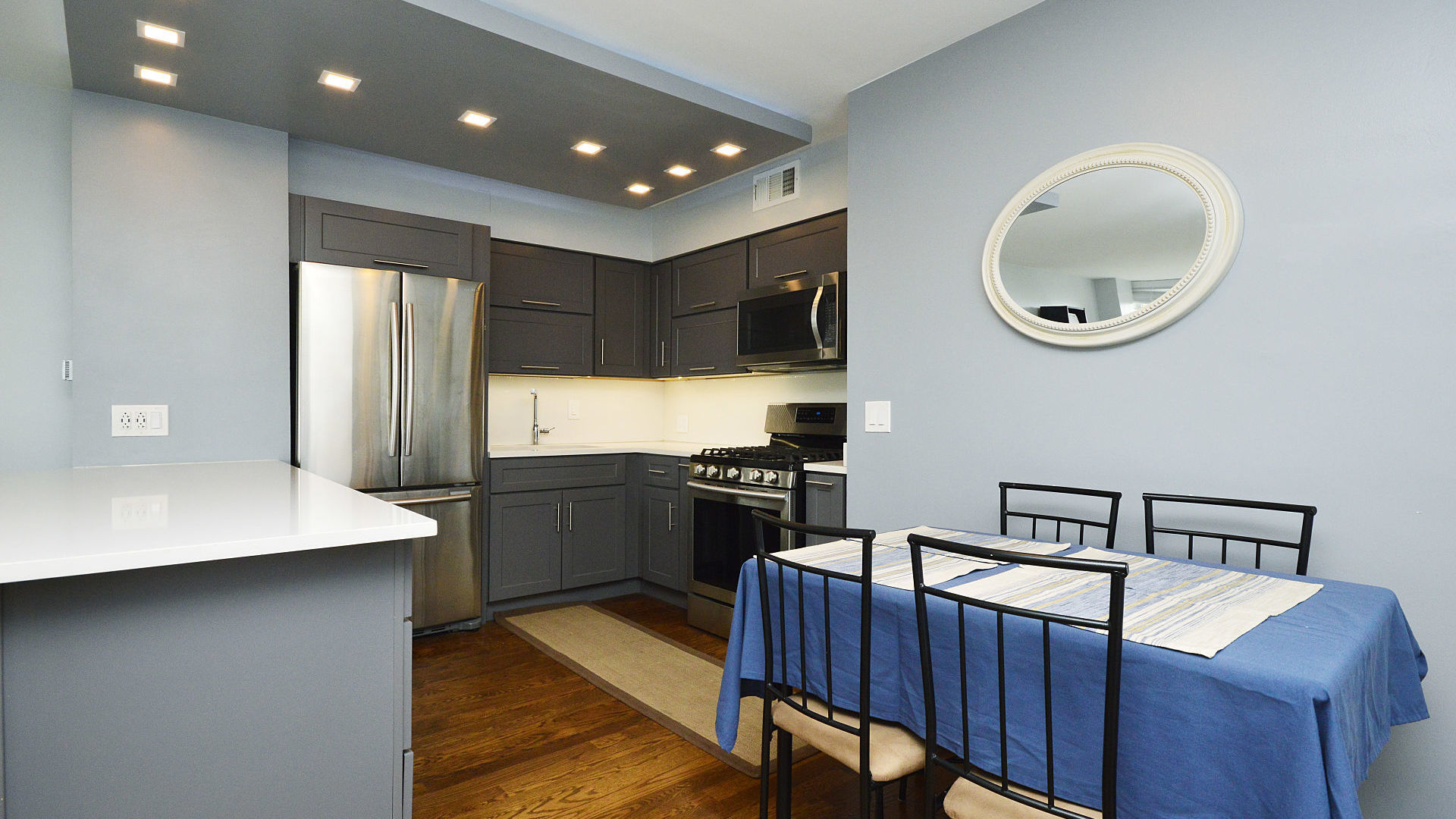 1000 N Lake Shore Drive Unit: 2304