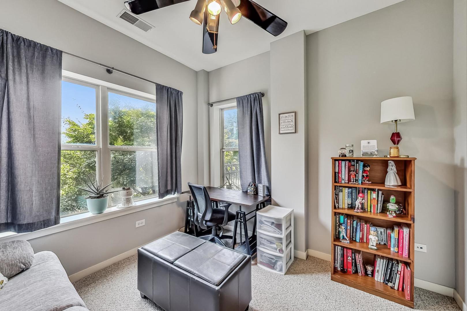 1155 W Roosevelt Road Unit: 304