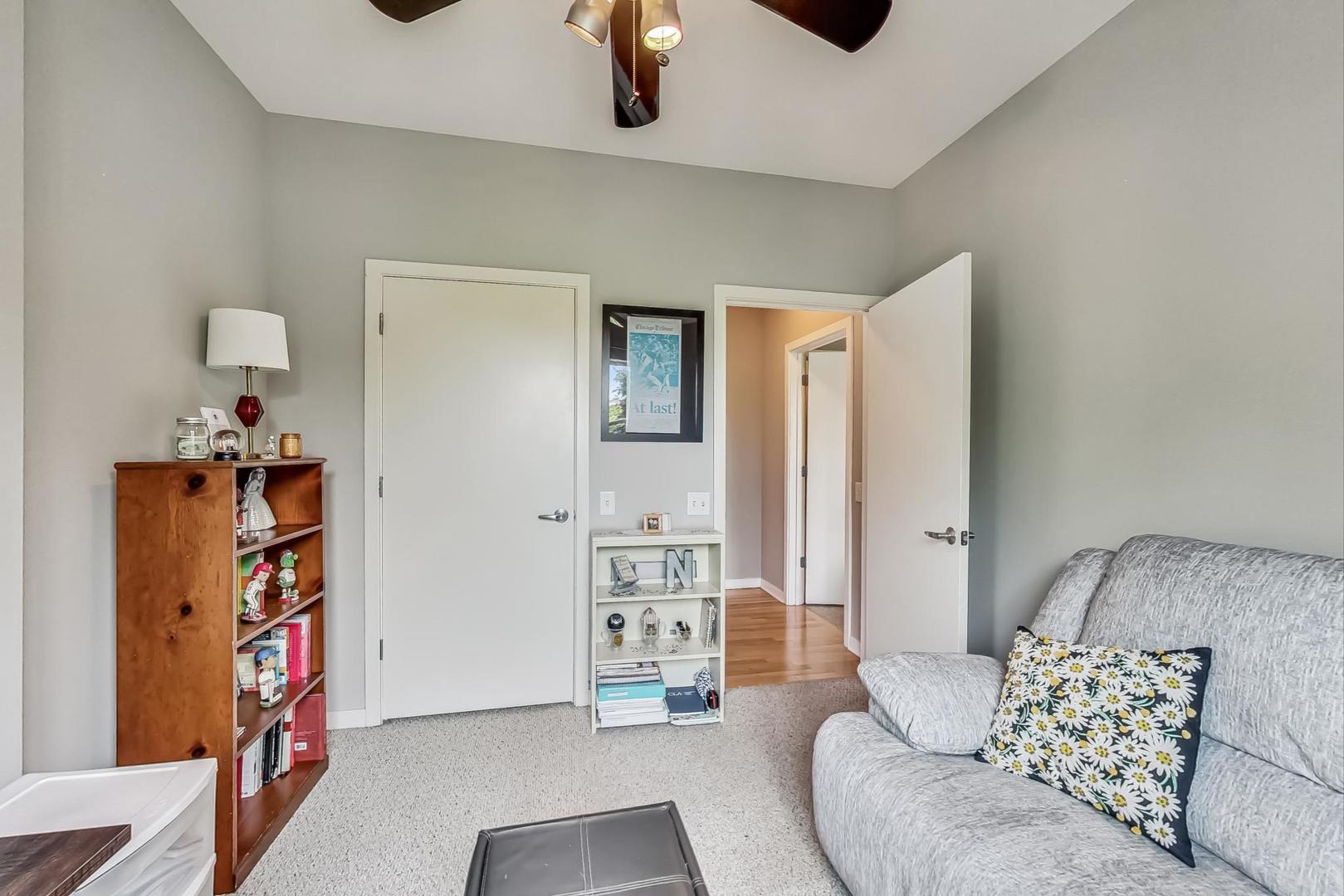 1155 W Roosevelt Road Unit: 304