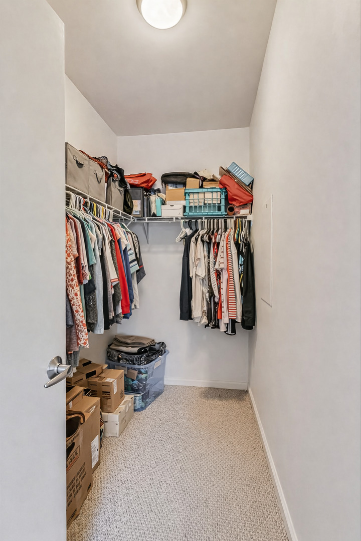 1155 W Roosevelt Road Unit: 304