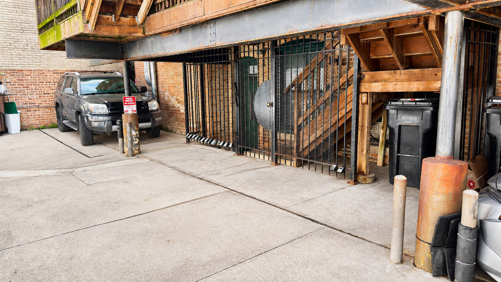 434 W Aldine Avenue Unit: 3A