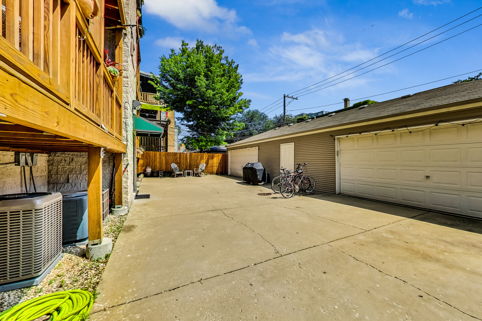 917 W Lakeside Place Unit: 1W