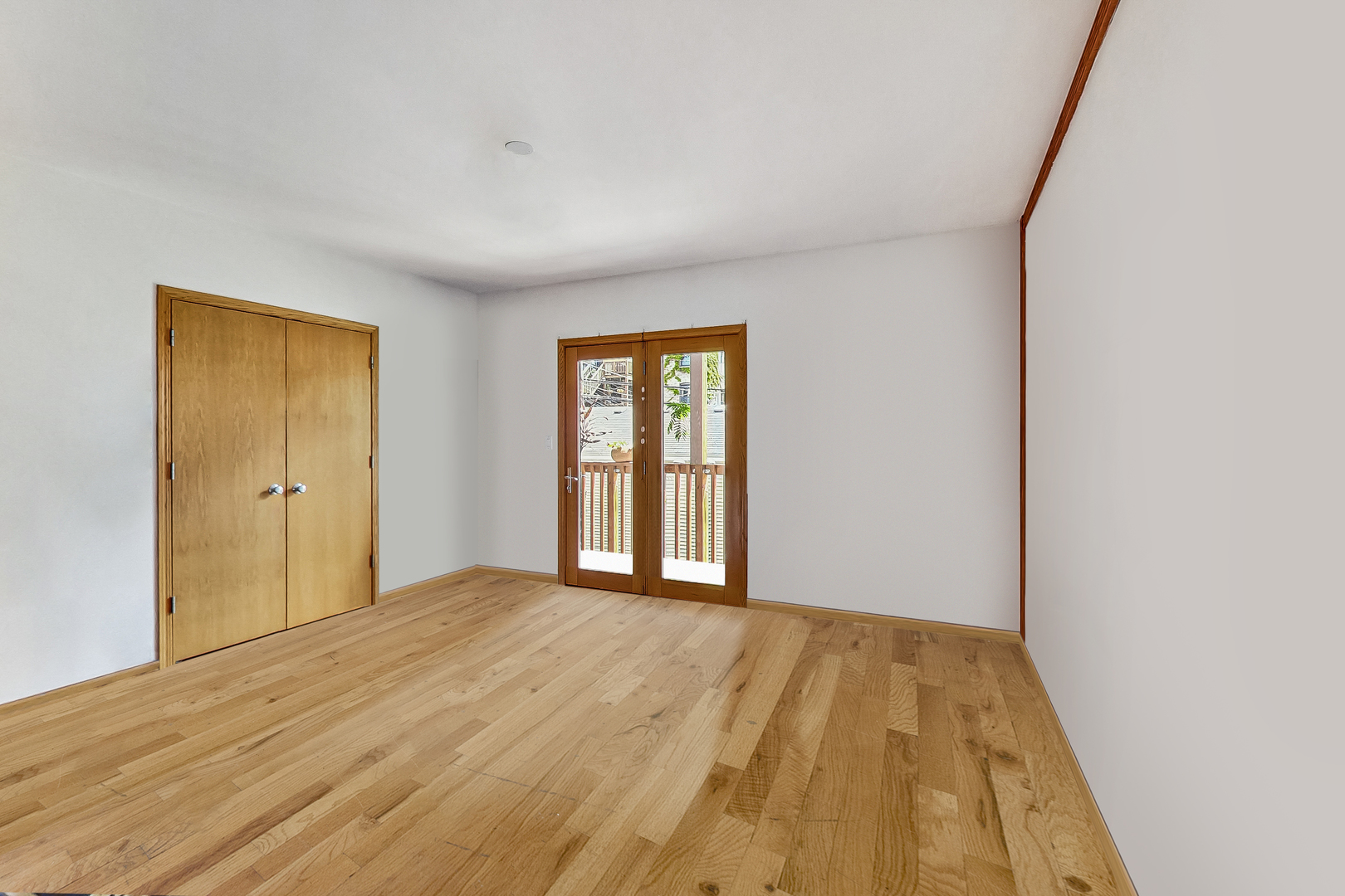 917 W Lakeside Place Unit: 1W