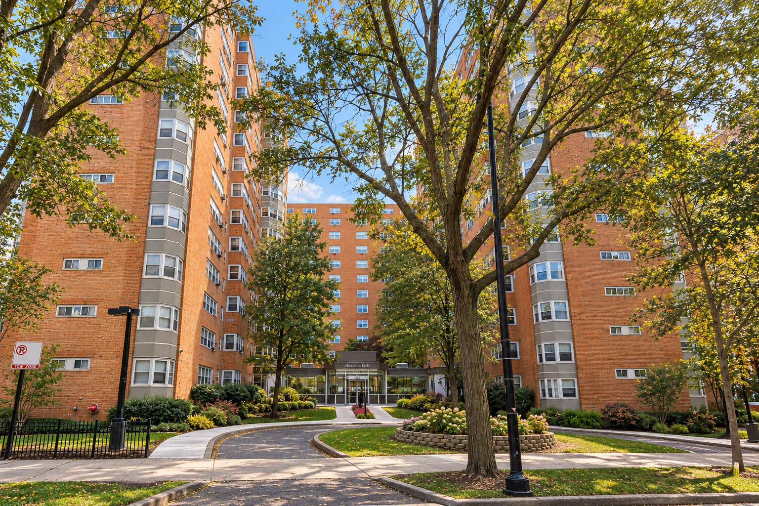 4960 N Marine Drive Unit: 217