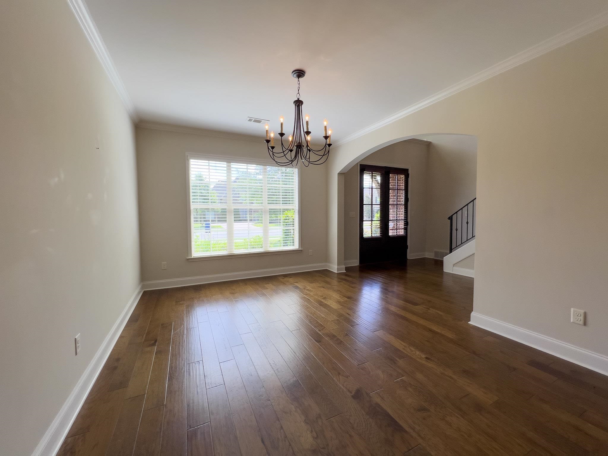 285 SAUNDERS CREEK CIR