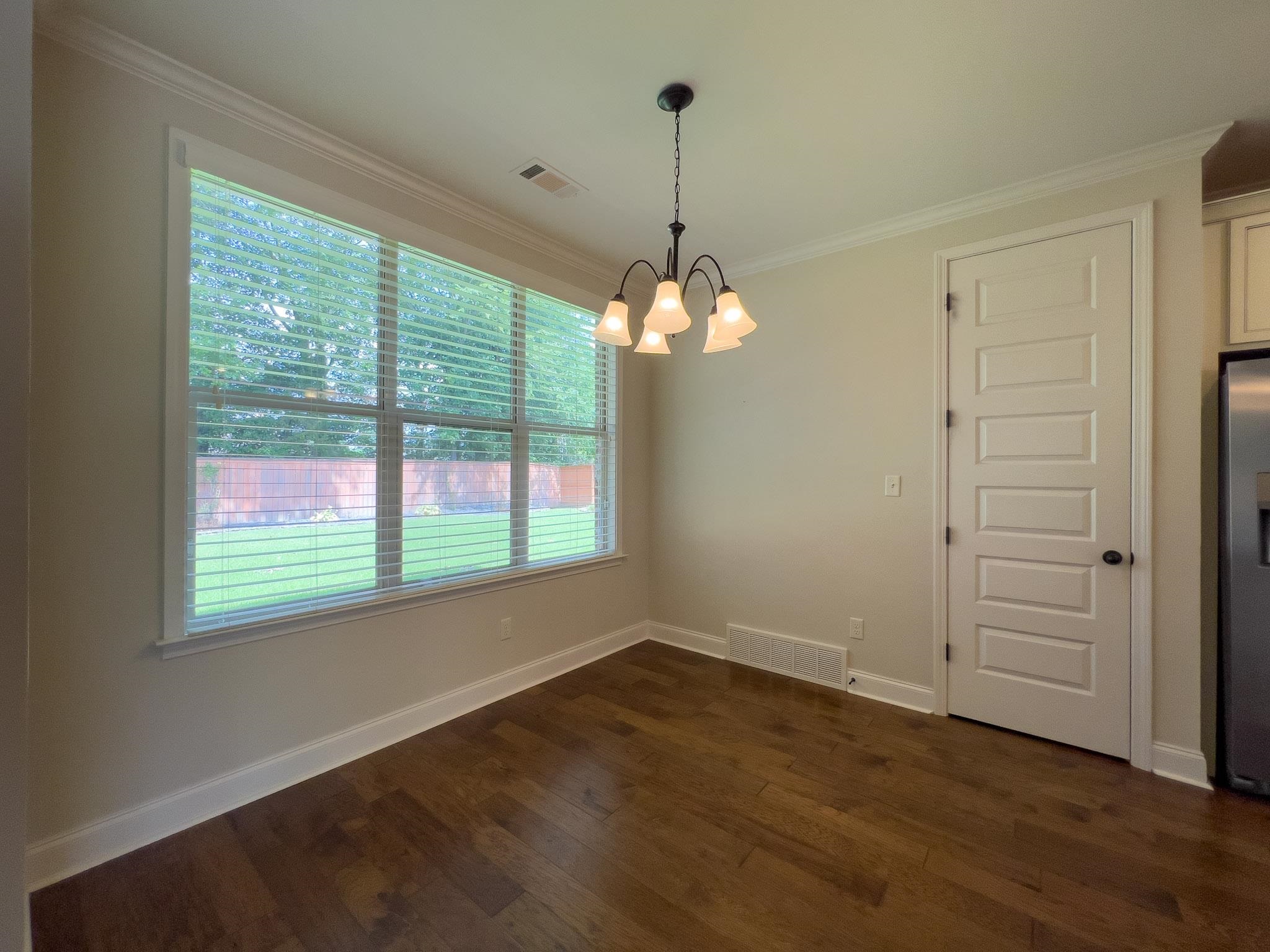 285 SAUNDERS CREEK CIR