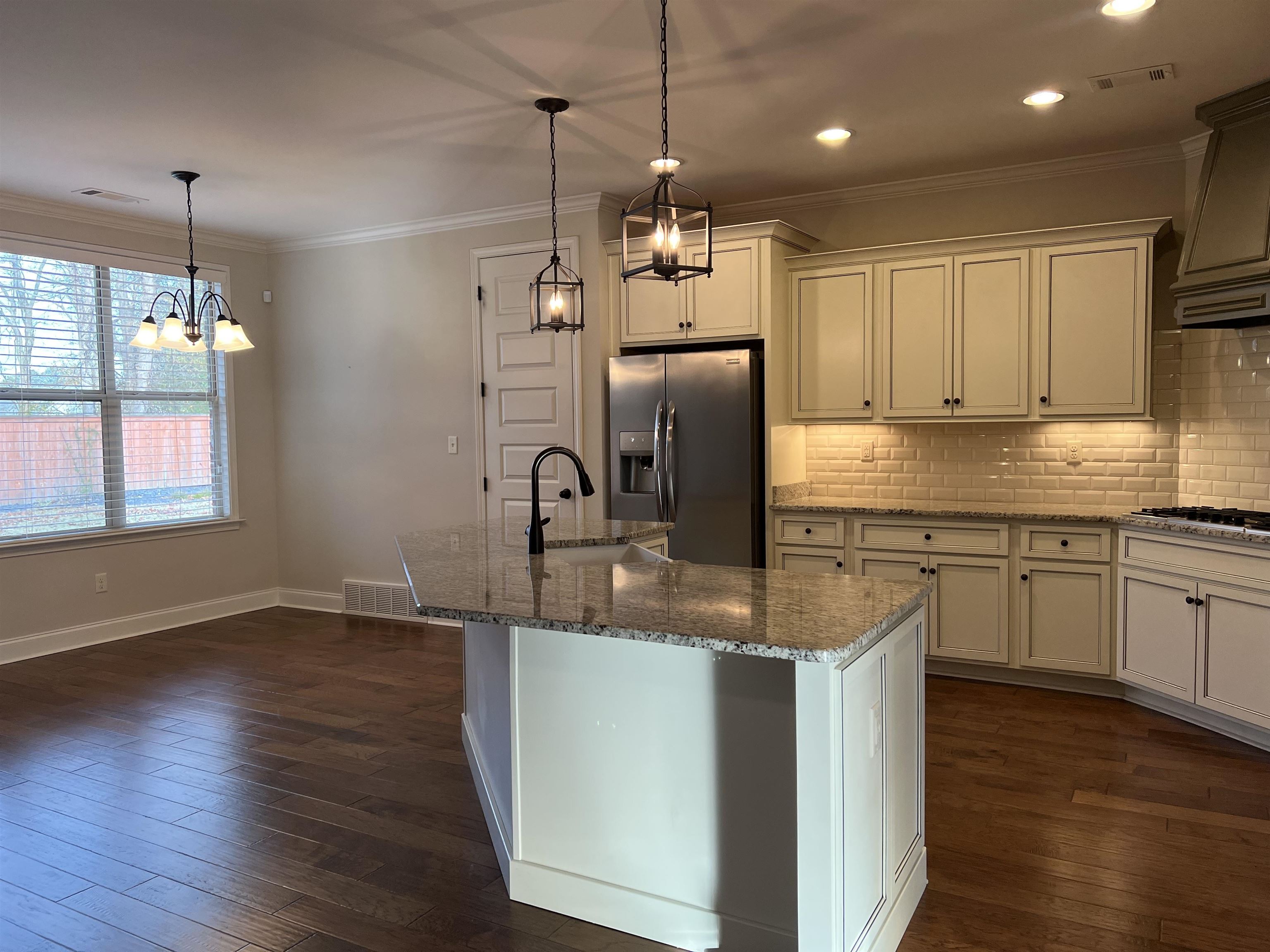 285 SAUNDERS CREEK CIR