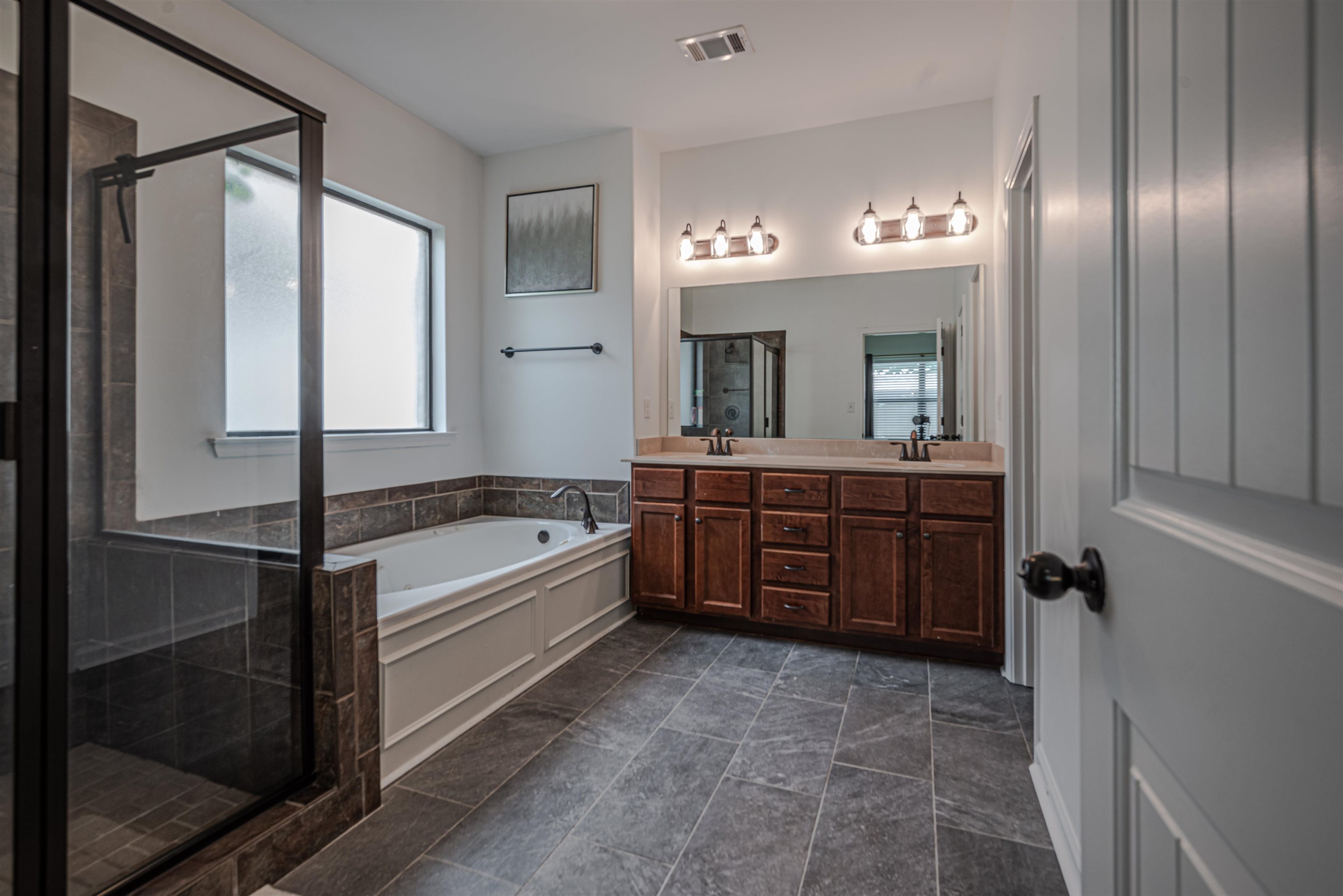 12430 NONI VALLEY DR
