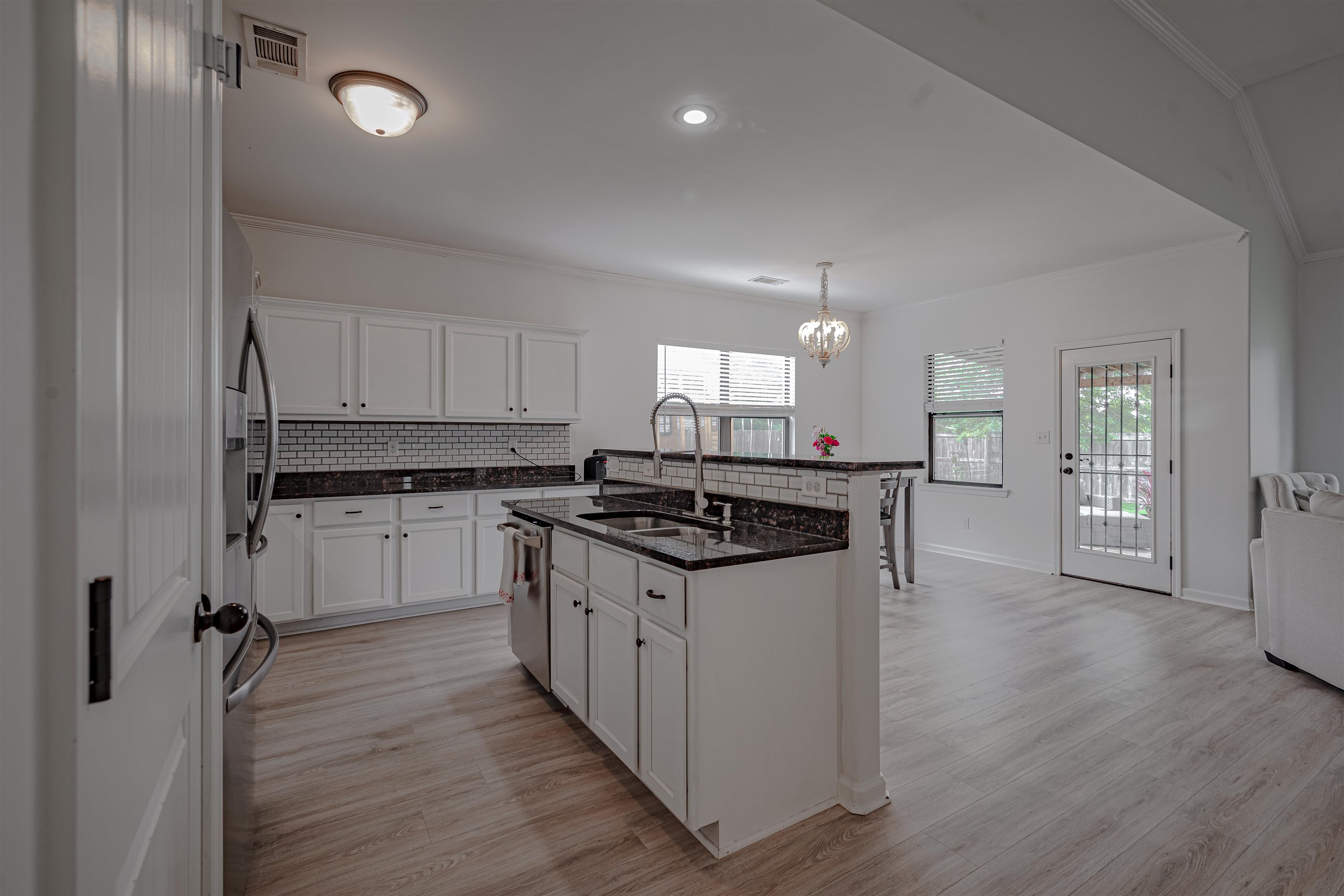 12430 NONI VALLEY DR