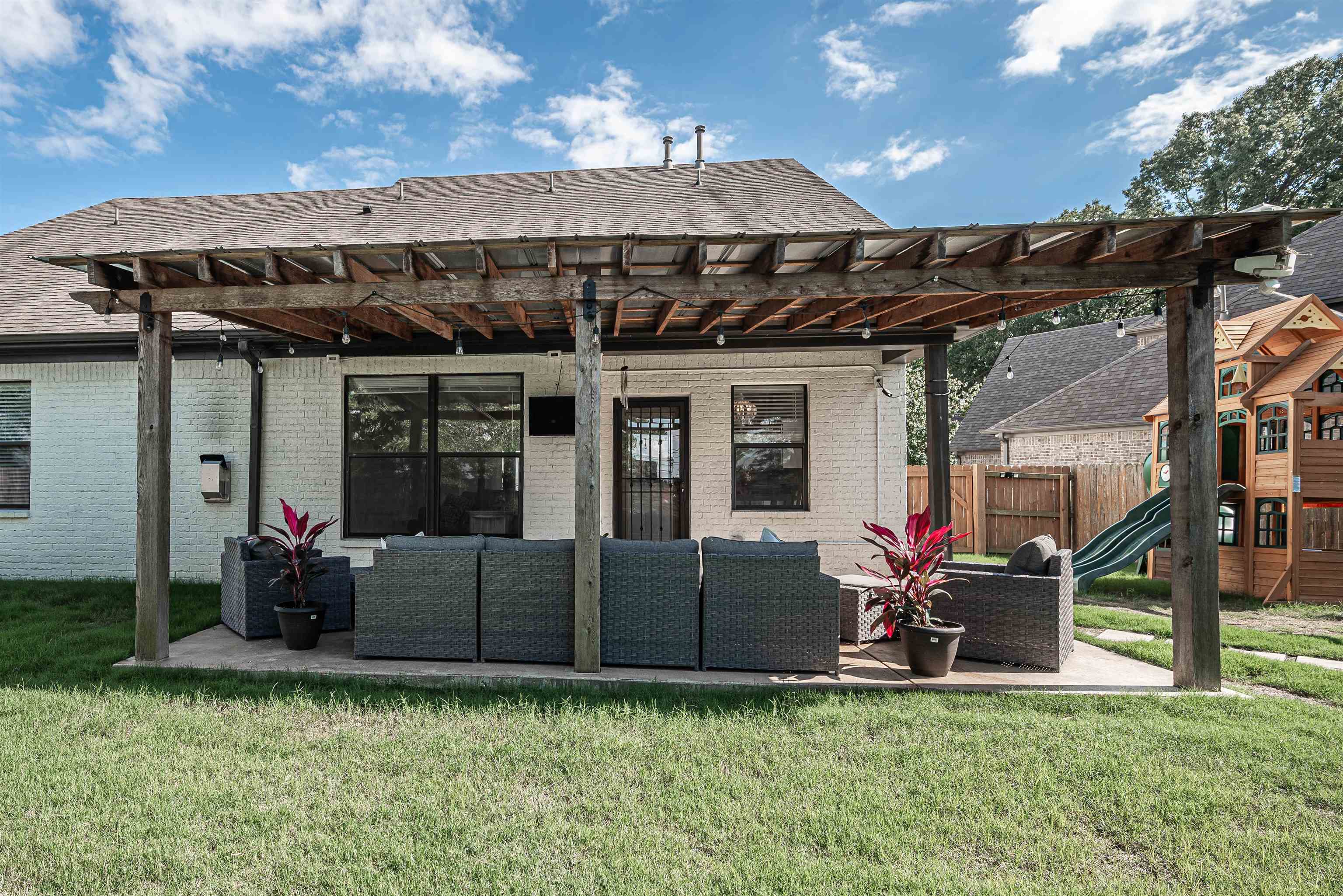 12430 NONI VALLEY DR