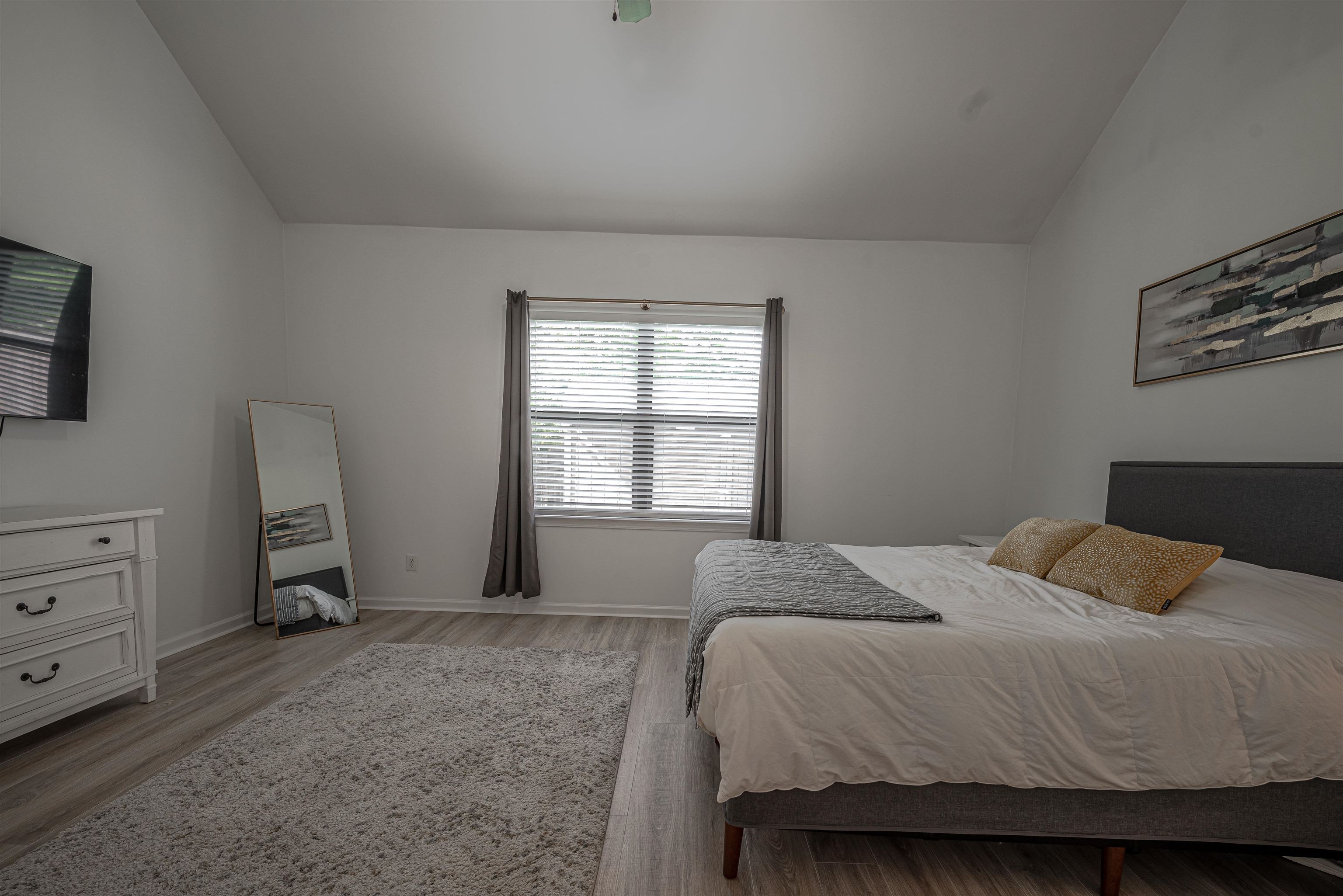 12430 NONI VALLEY DR
