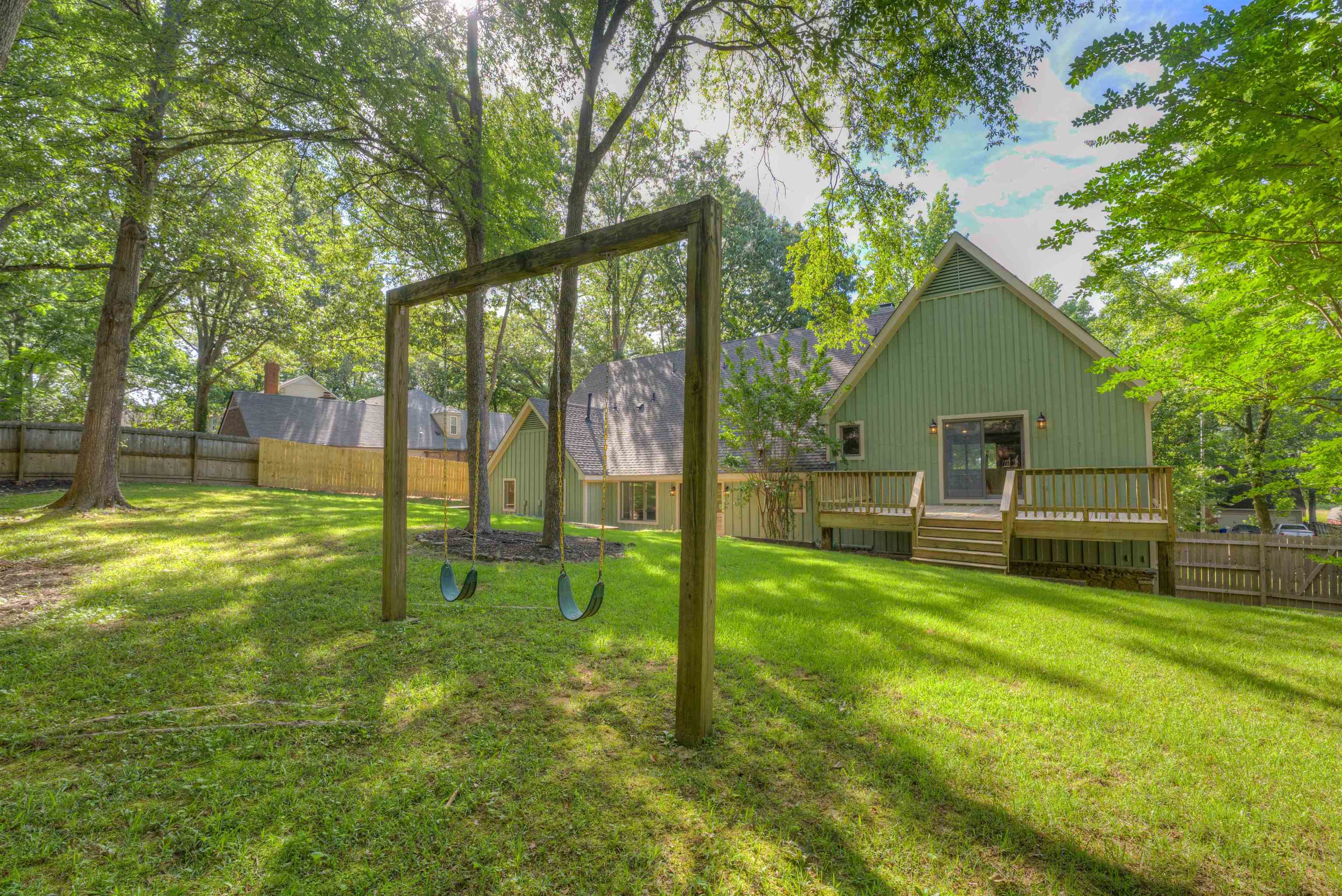 133 S WALNUT BEND RD