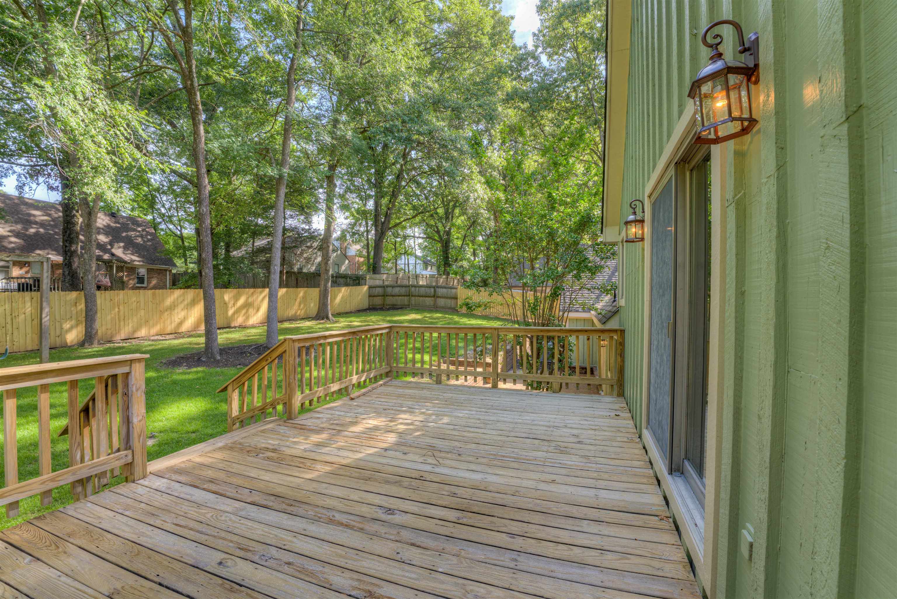 133 S WALNUT BEND RD