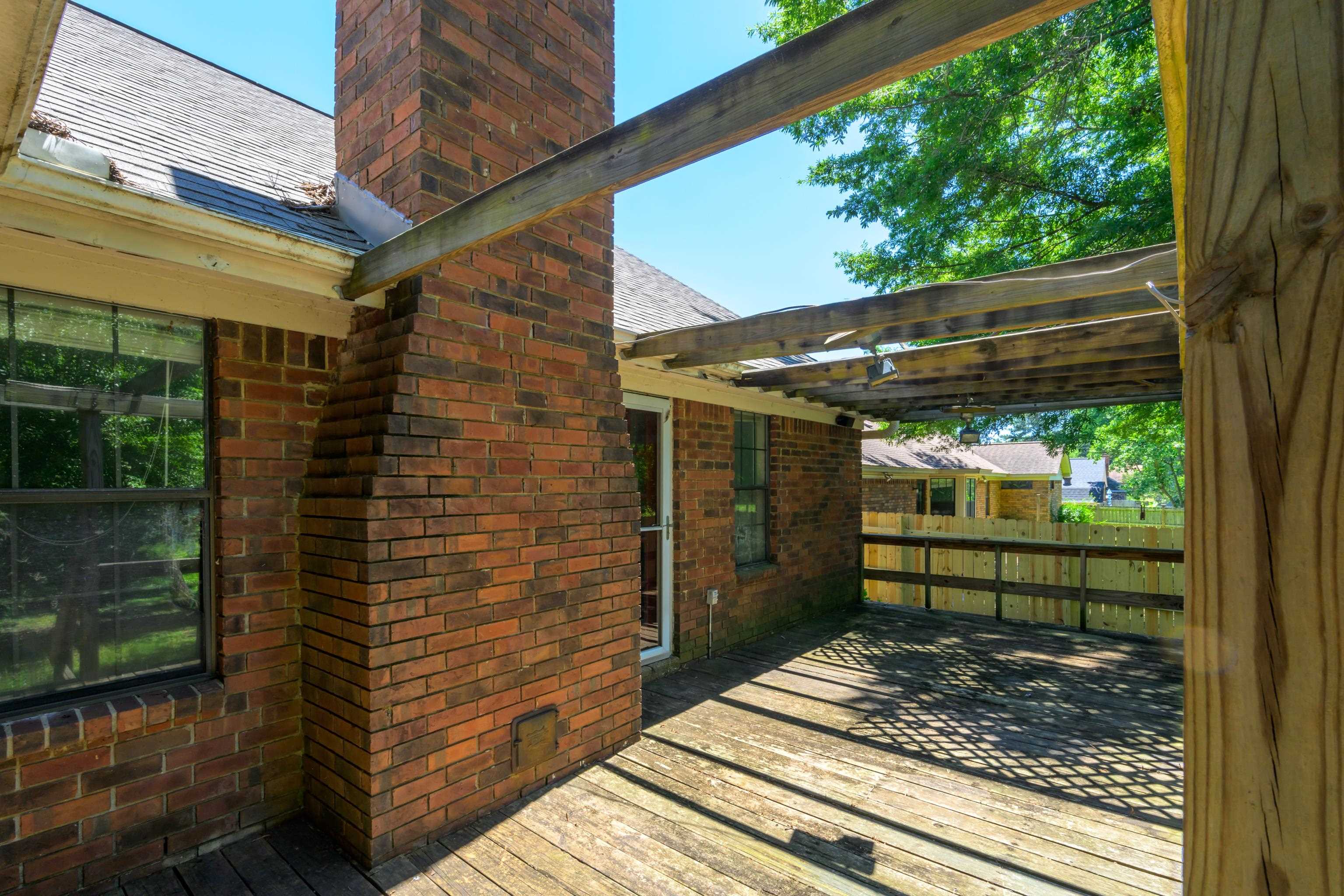 3667 WHITEHILL DR