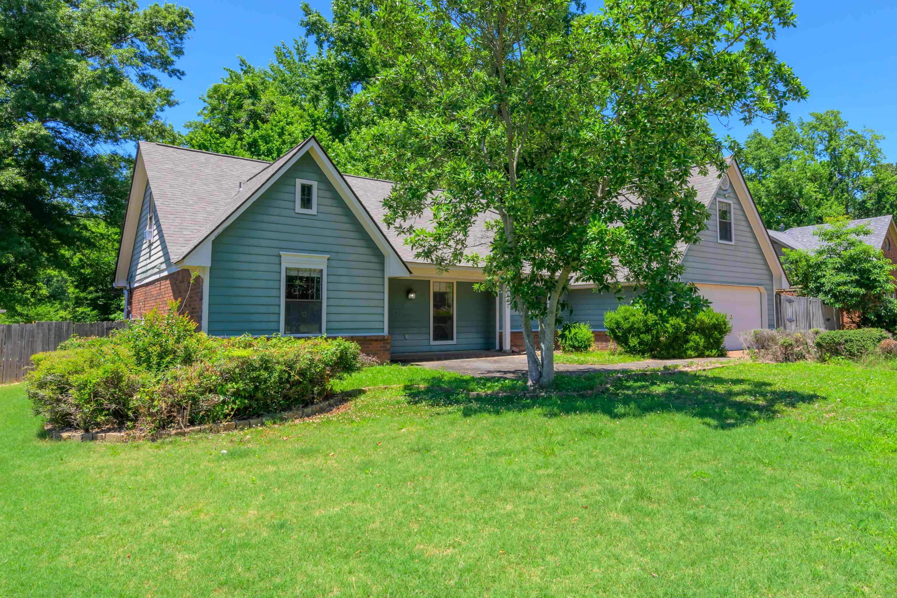 3667 WHITEHILL DR