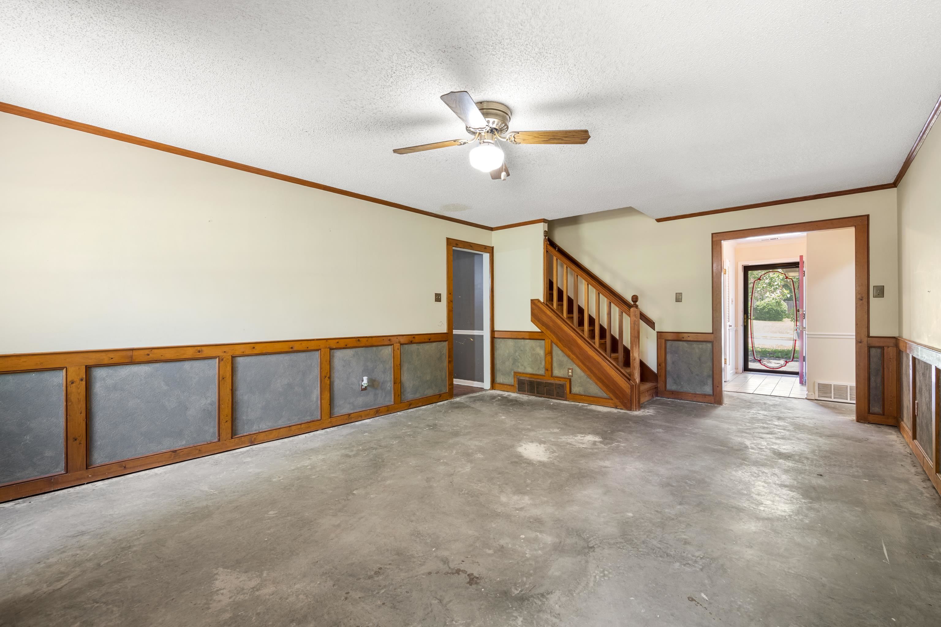 3667 WHITEHILL DR