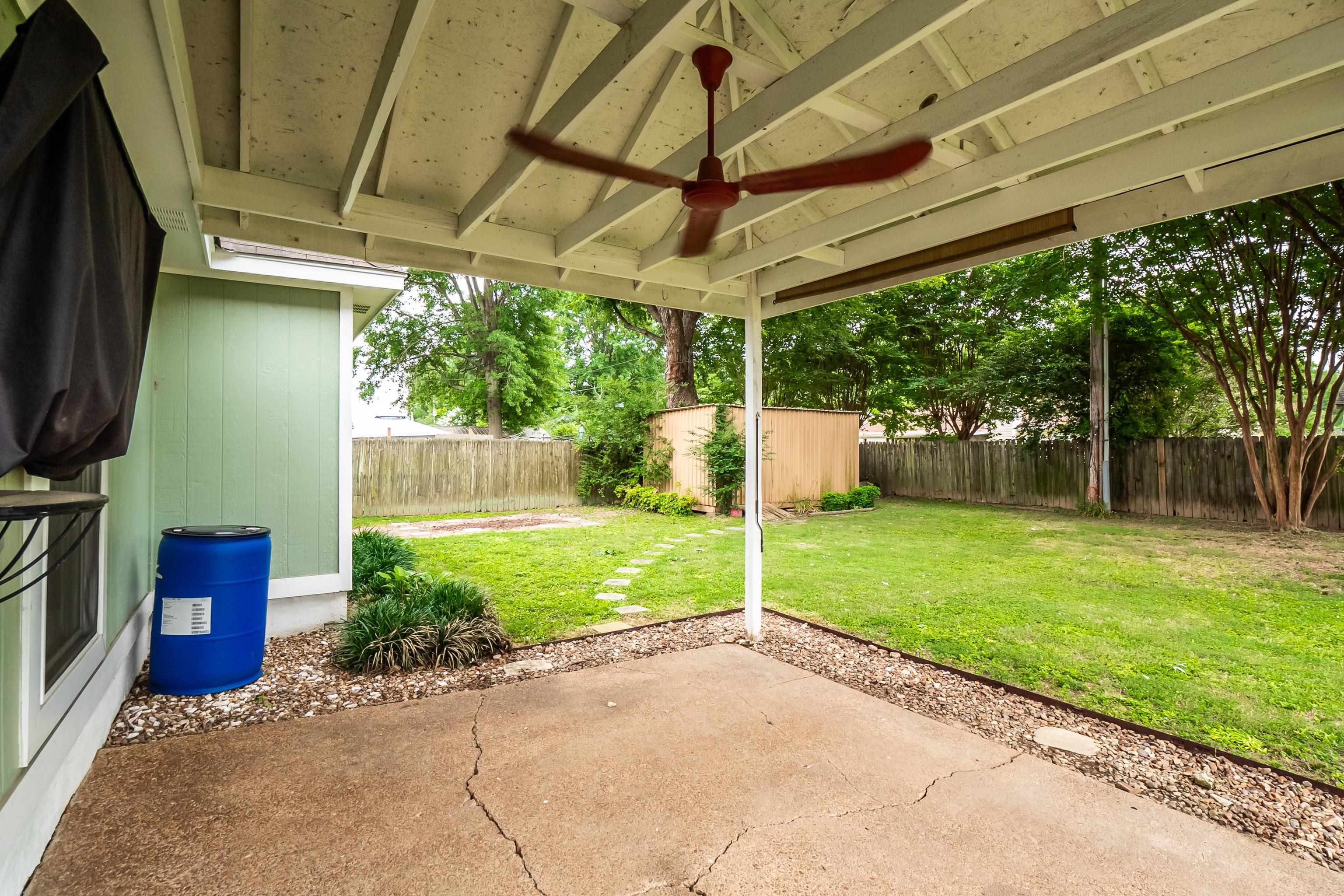 3009 LAUREN DR