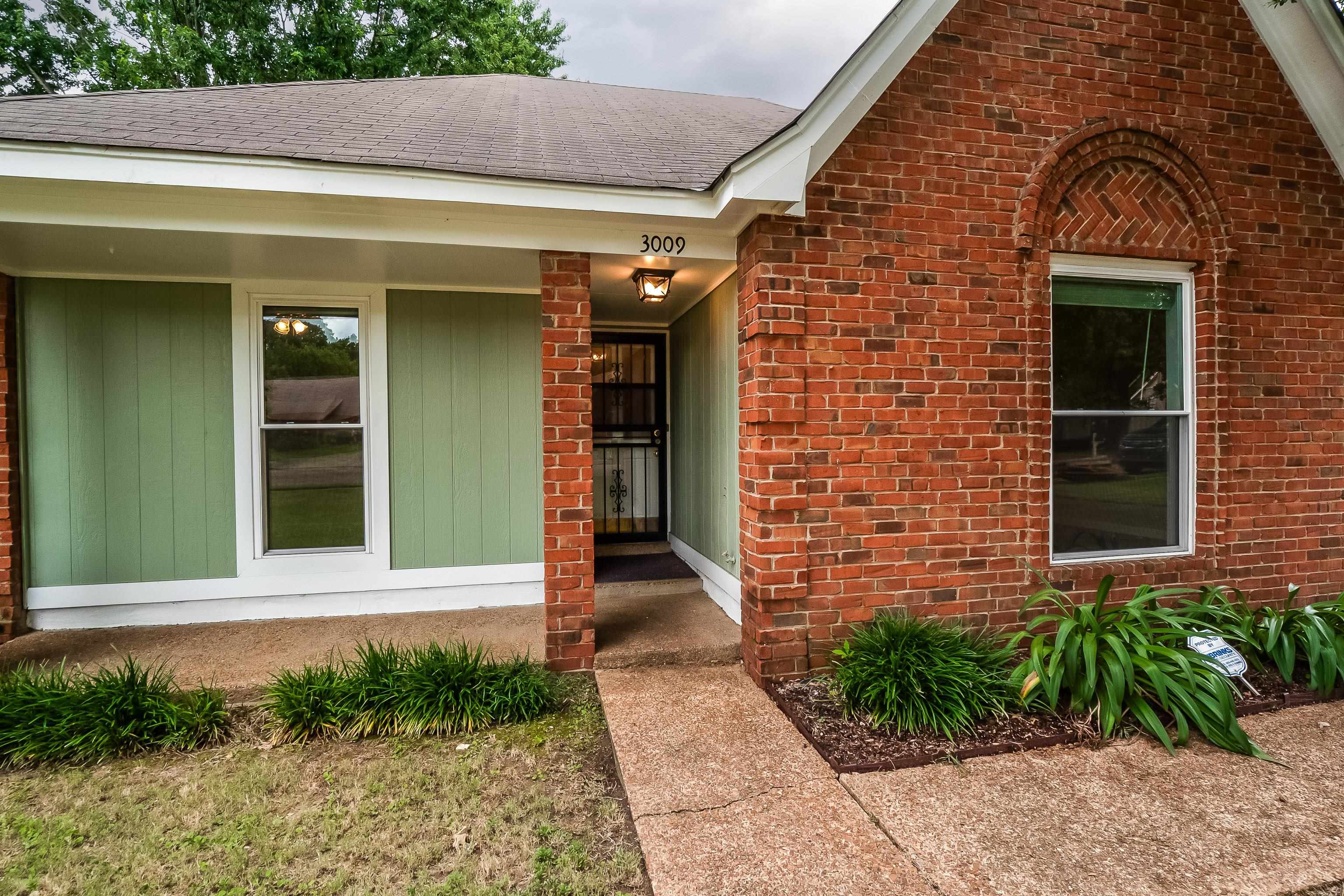 3009 LAUREN DR