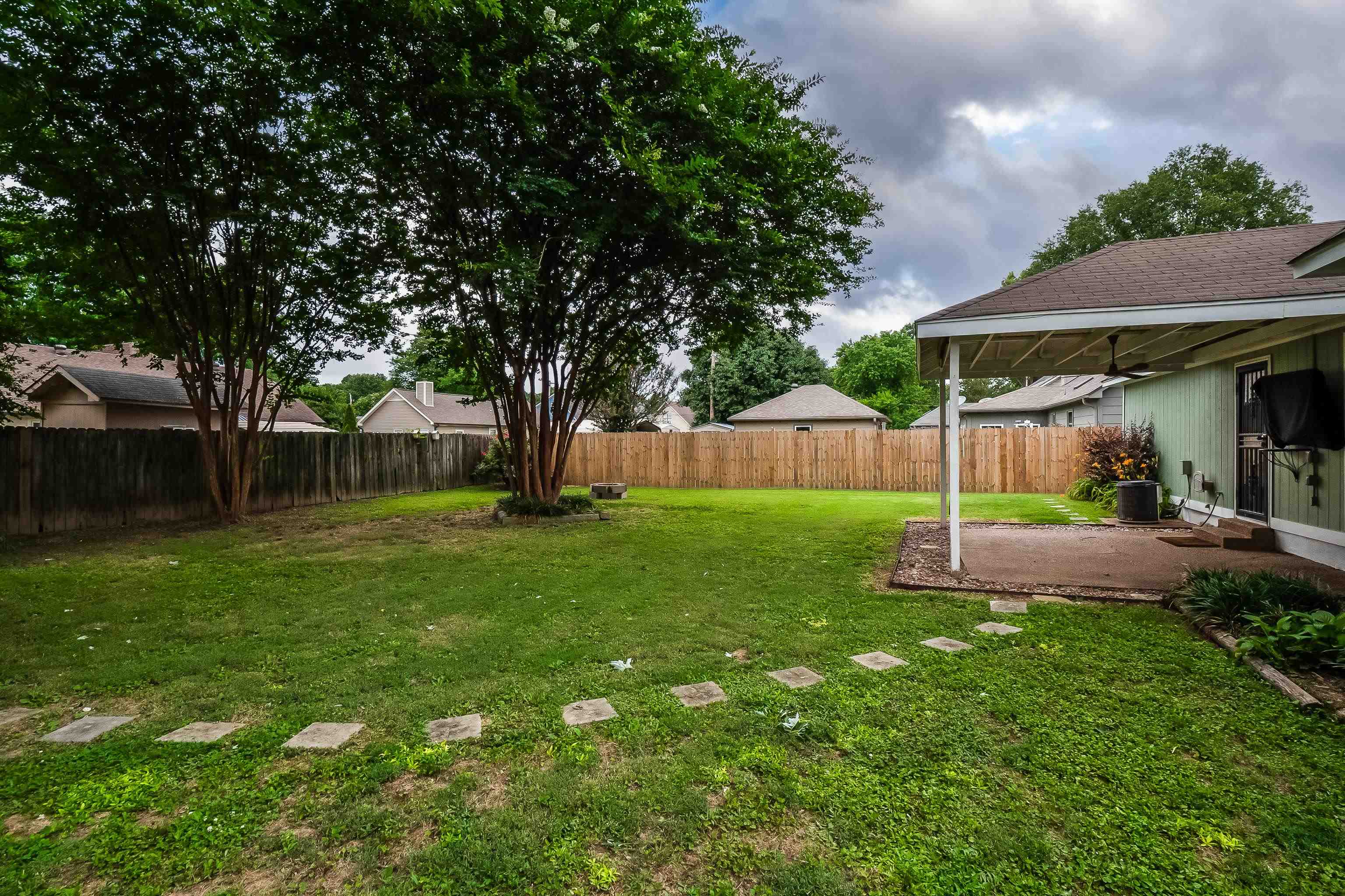 3009 LAUREN DR