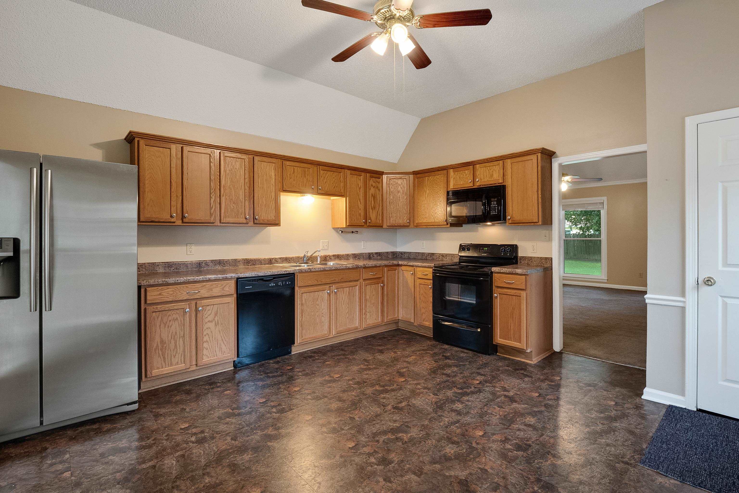 3009 LAUREN DR