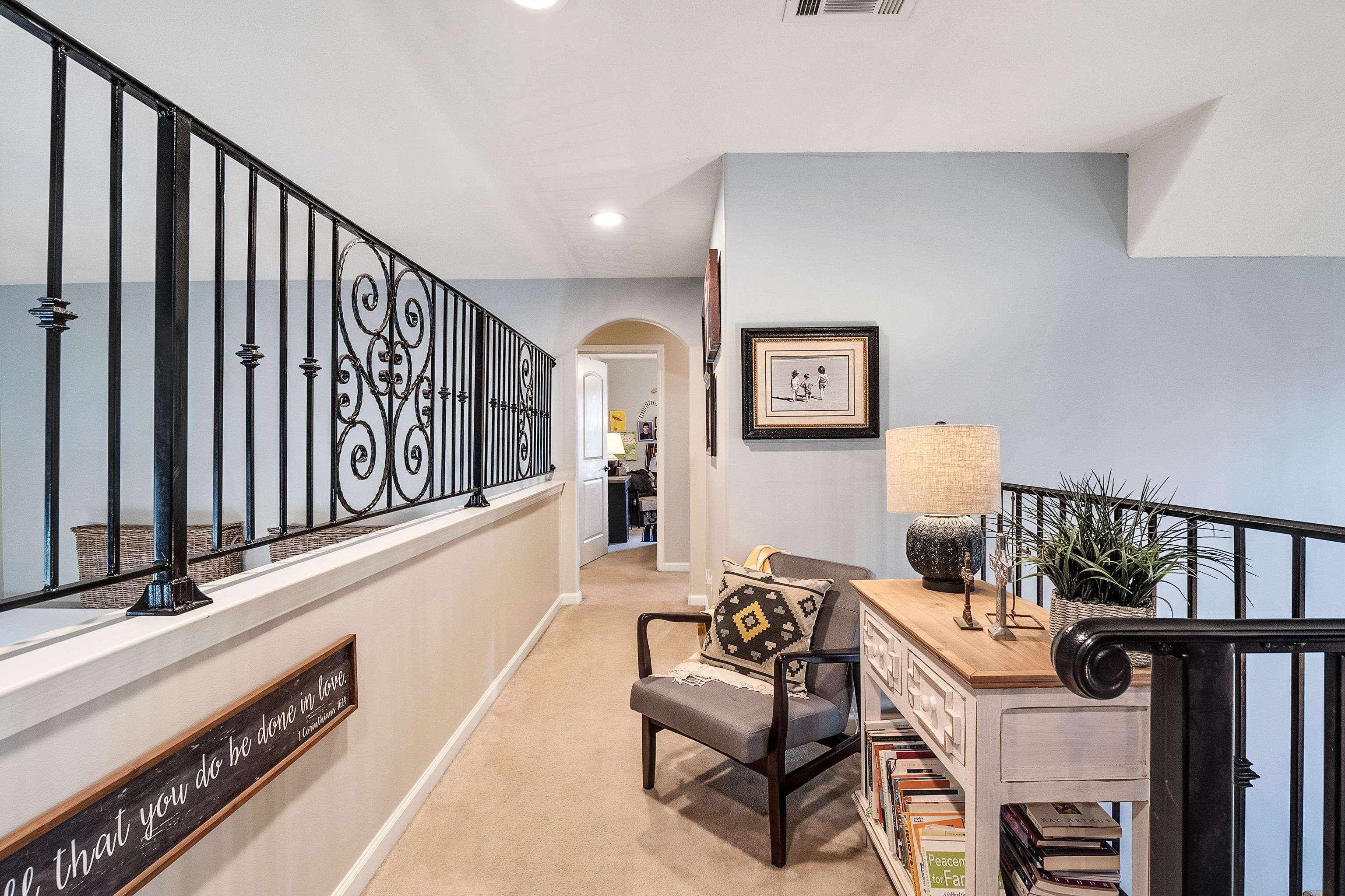 385 GARDEN SPRINGS DR
