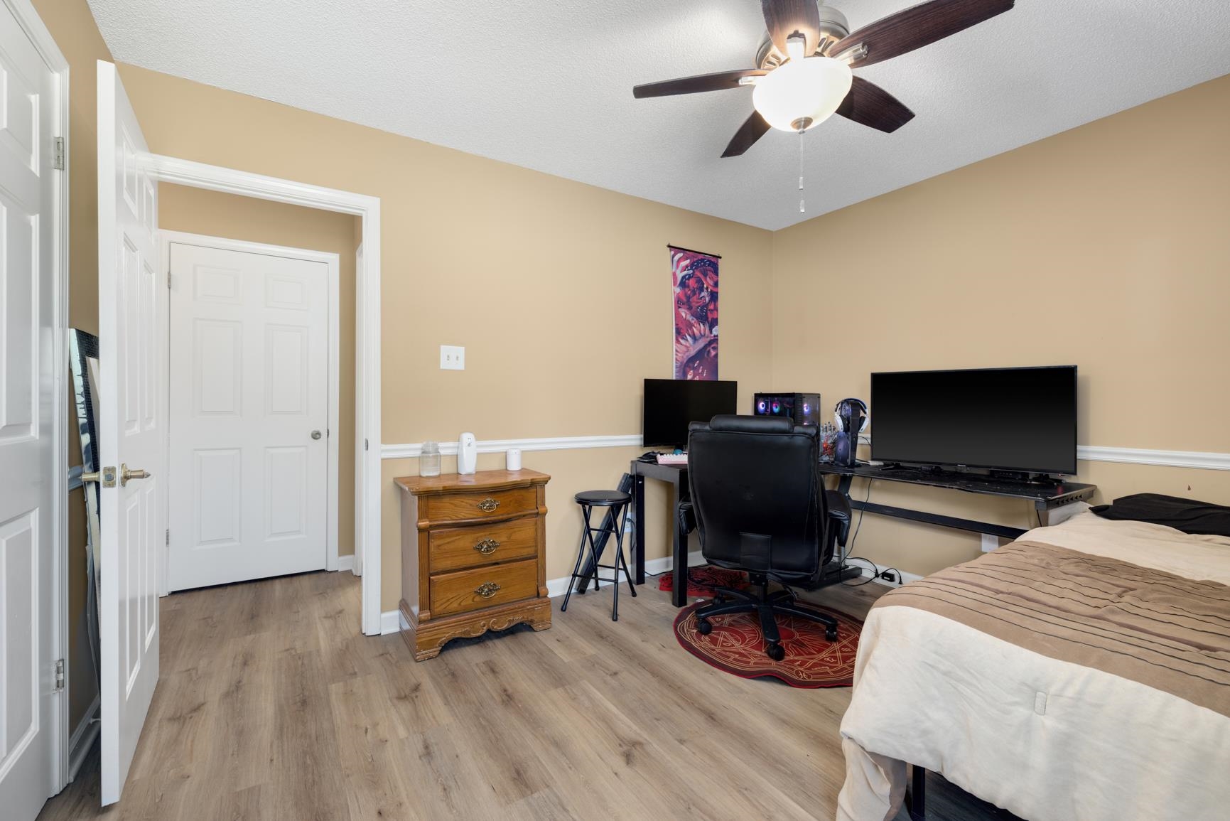 755 WRIGHT LN