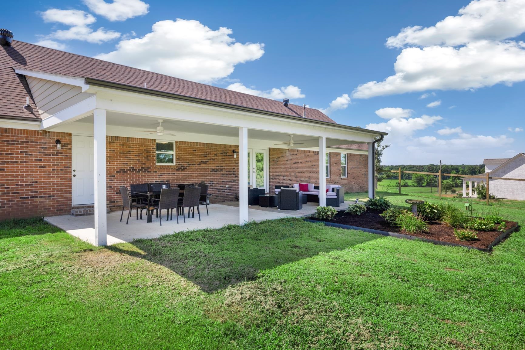 755 WRIGHT LN