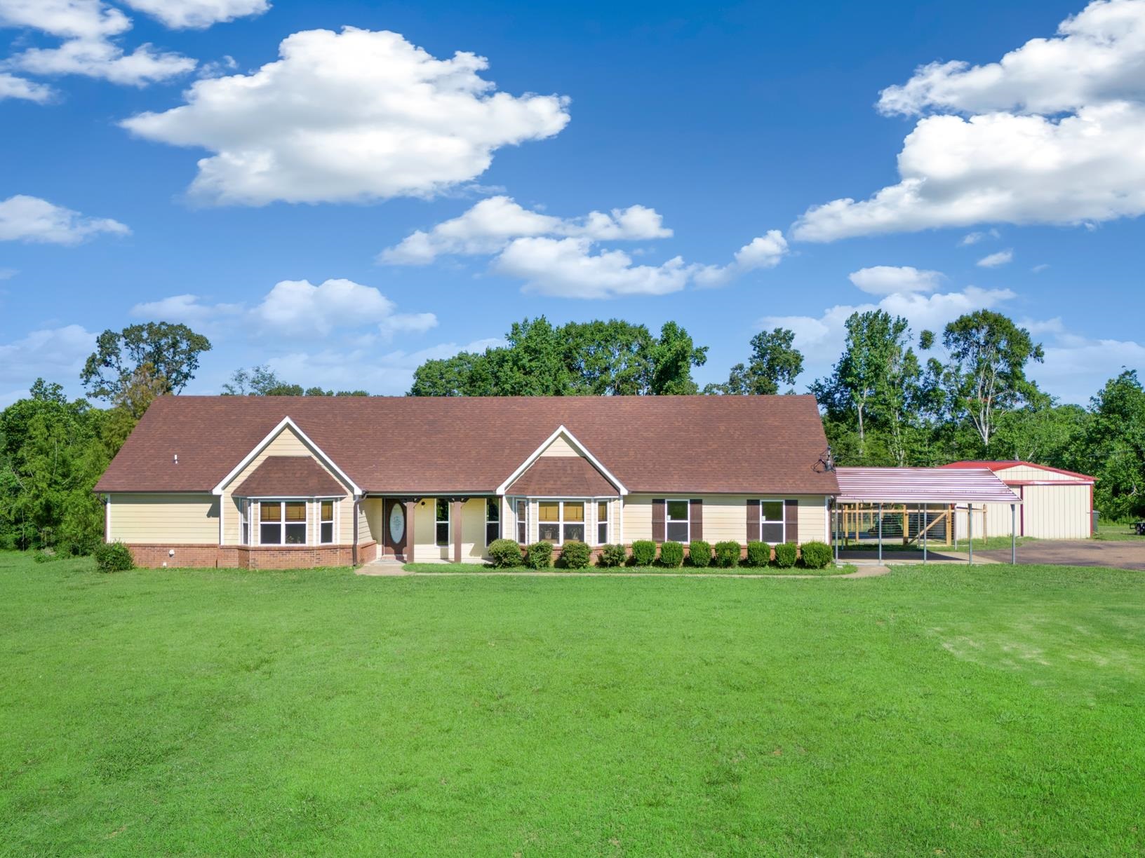 755 WRIGHT LN