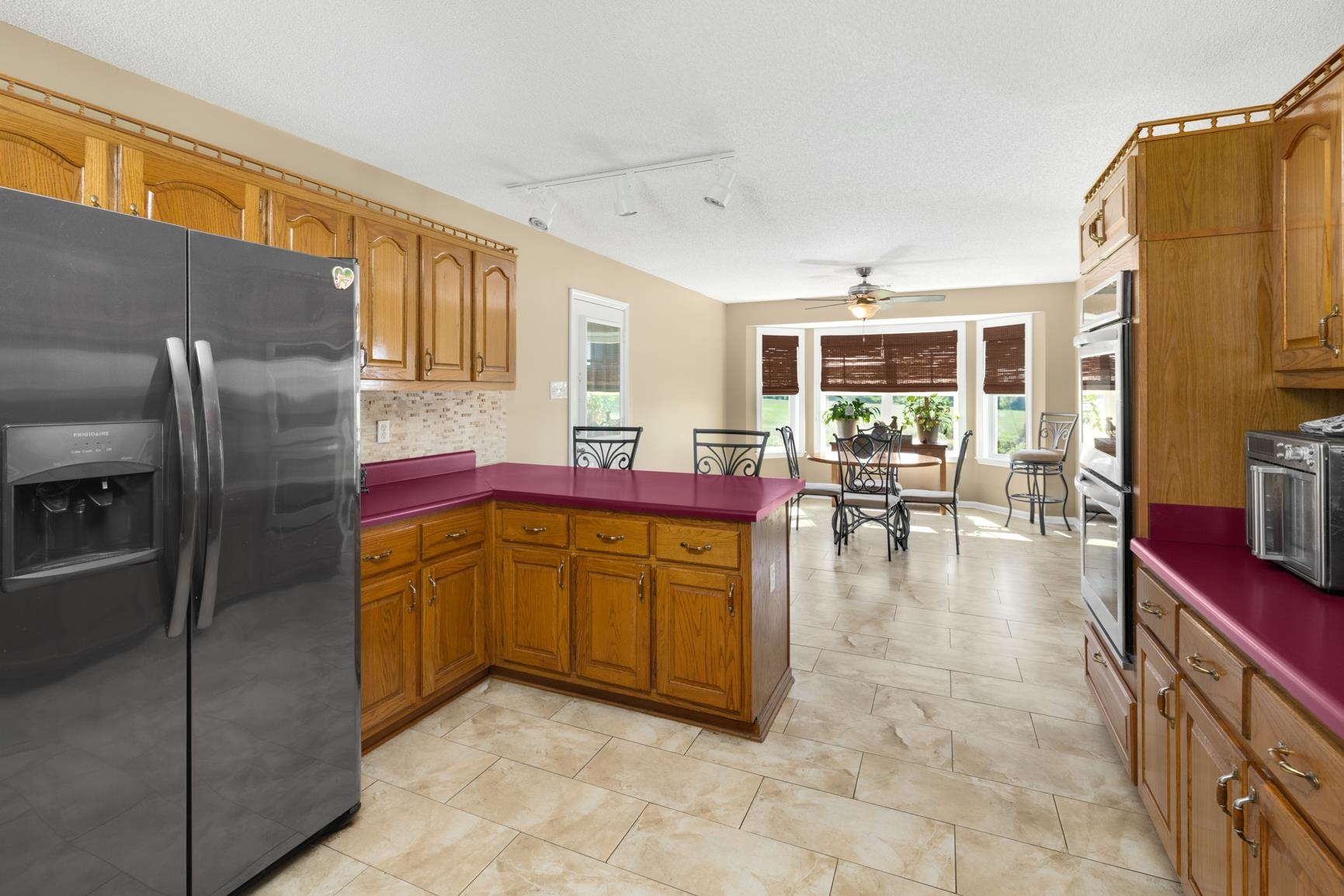 755 WRIGHT LN