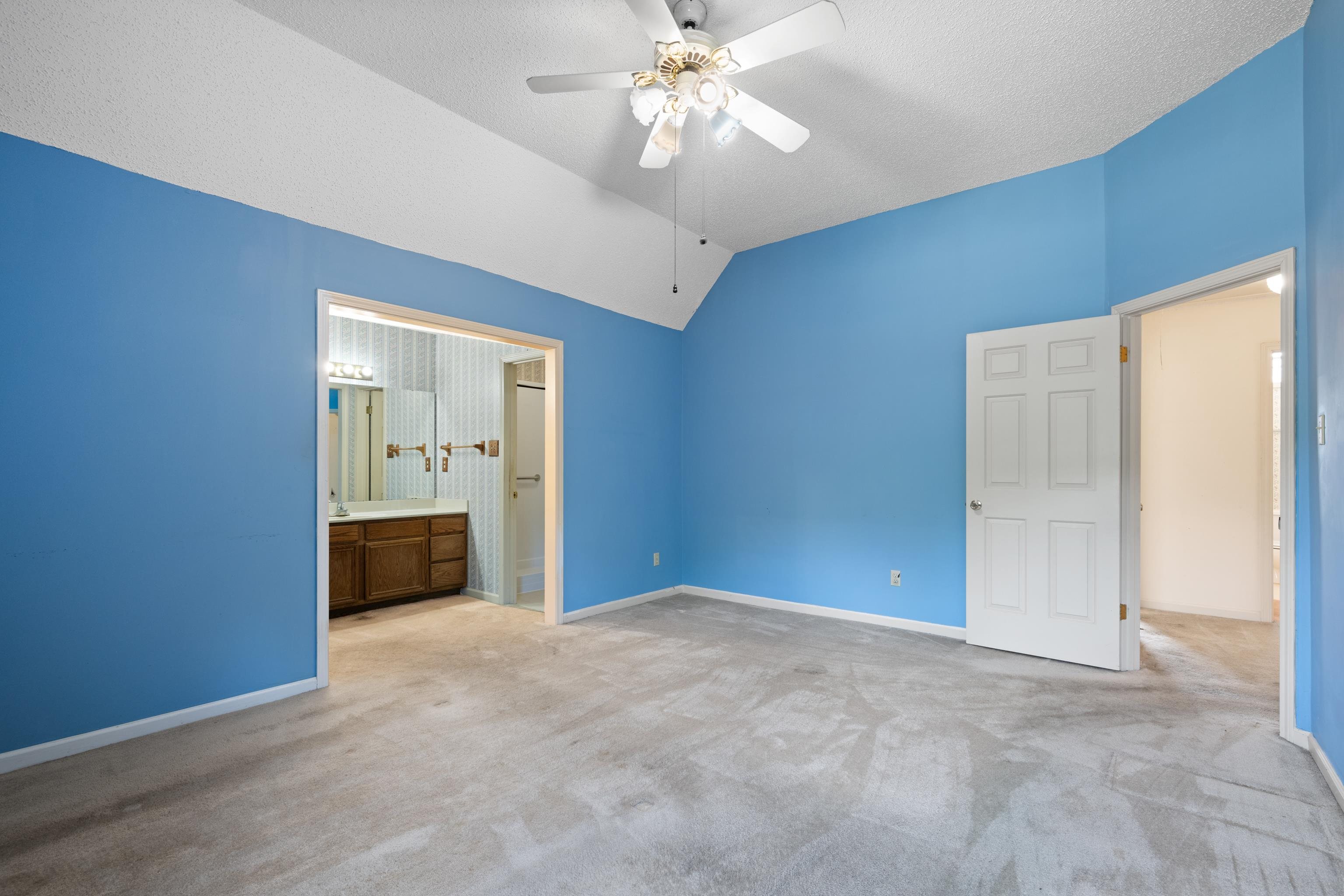 7130 MARKET SQUARE DR