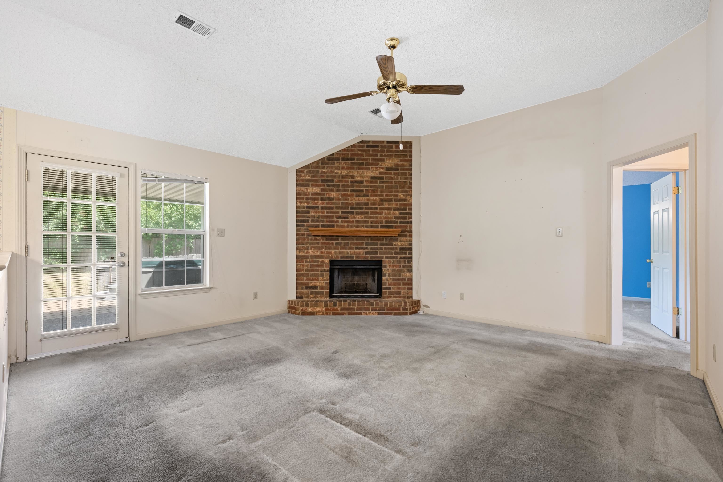 7130 MARKET SQUARE DR