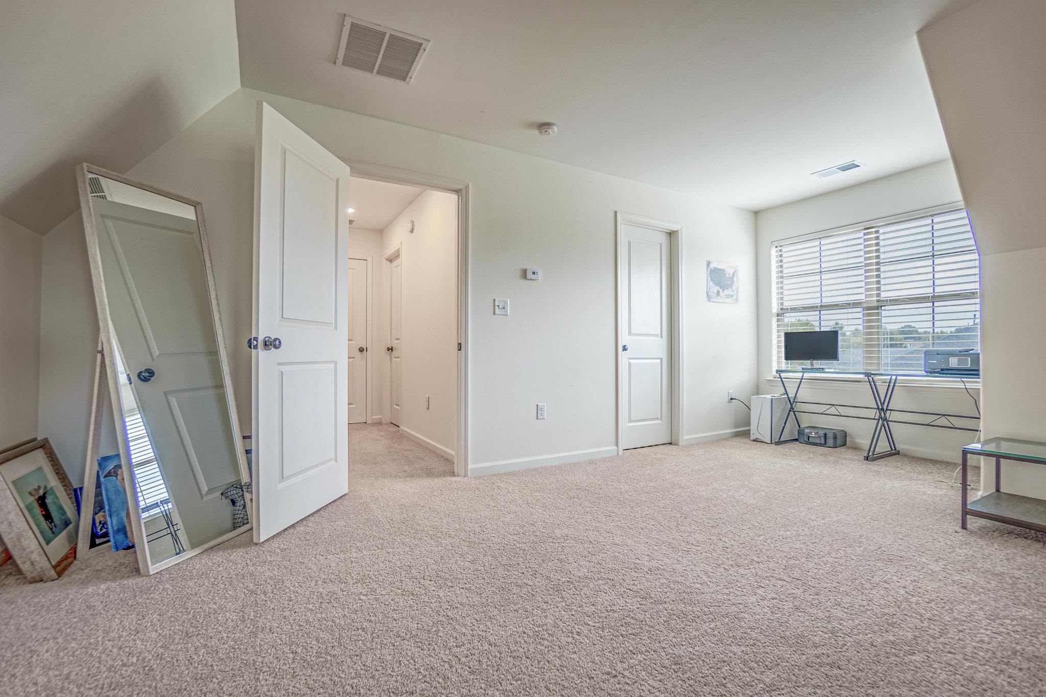 140 LAUREL WOOD LN