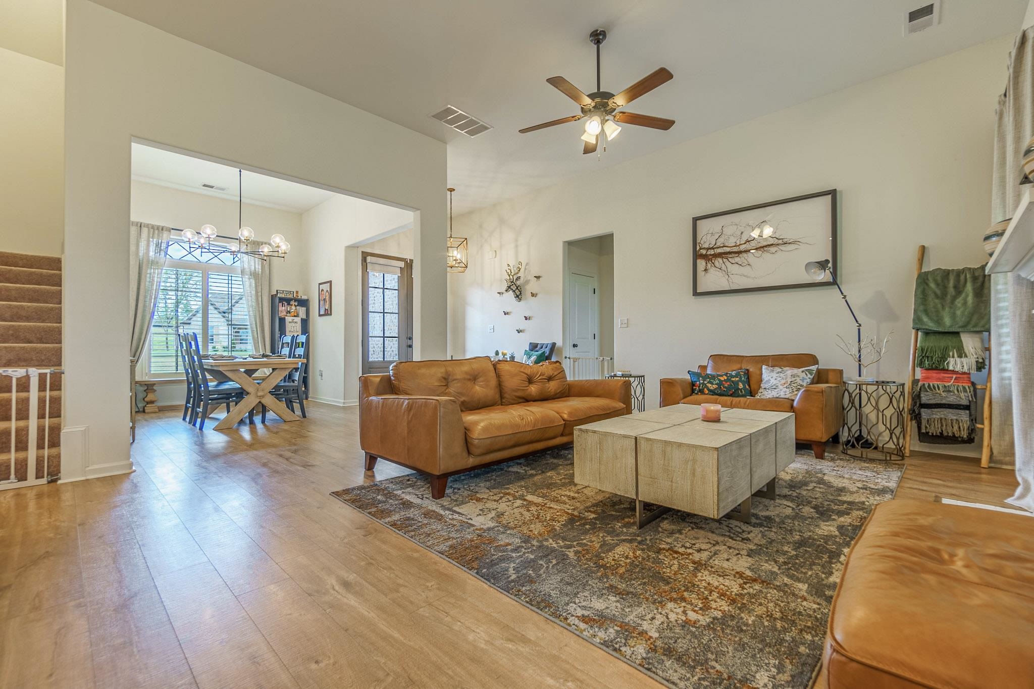 140 LAUREL WOOD LN