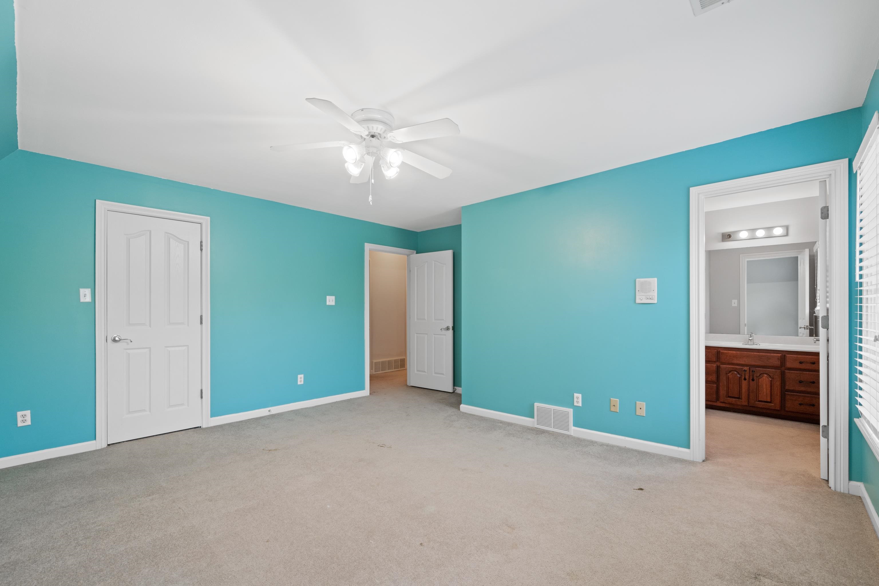 12176 BURROWS OAK CV