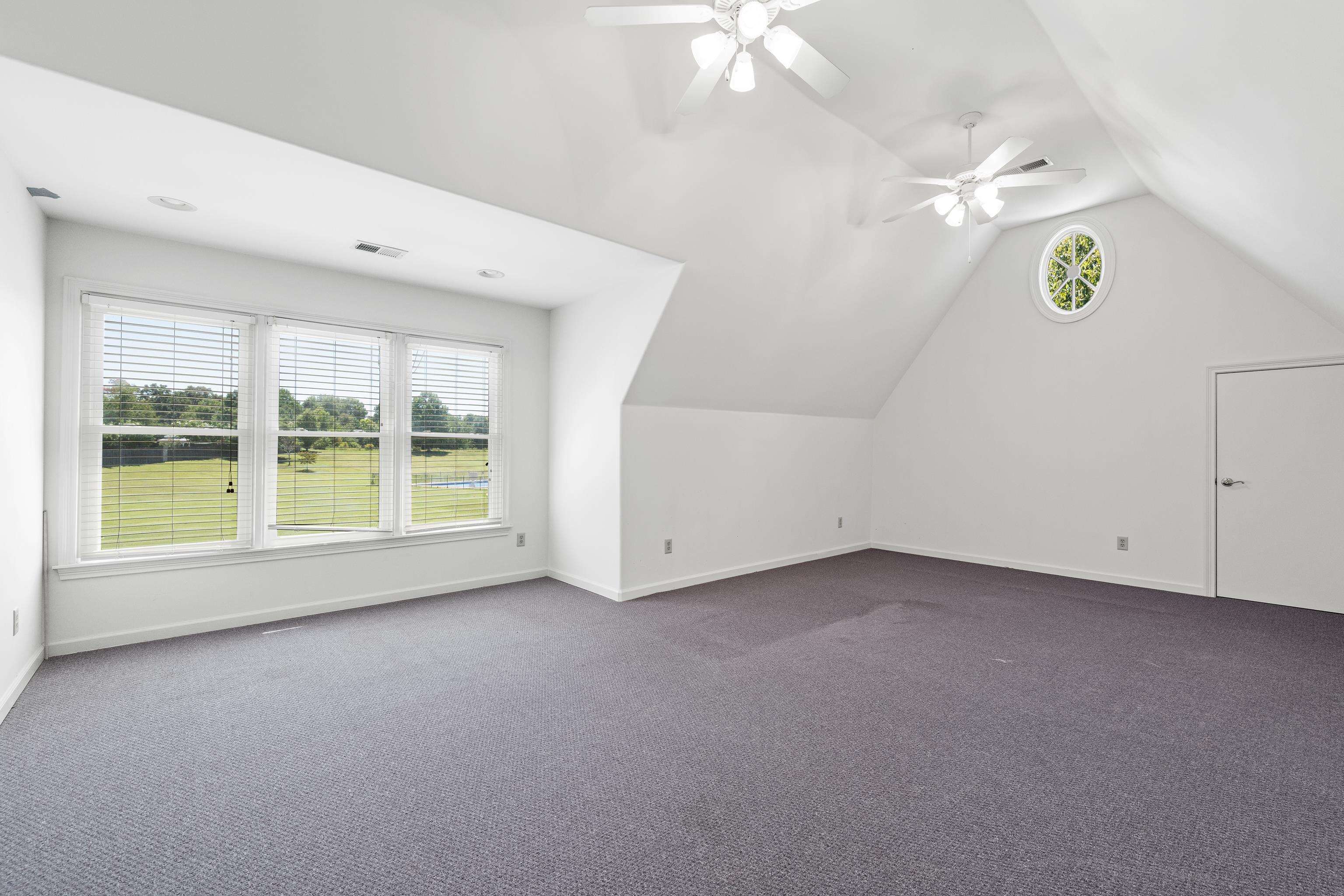 12176 BURROWS OAK CV