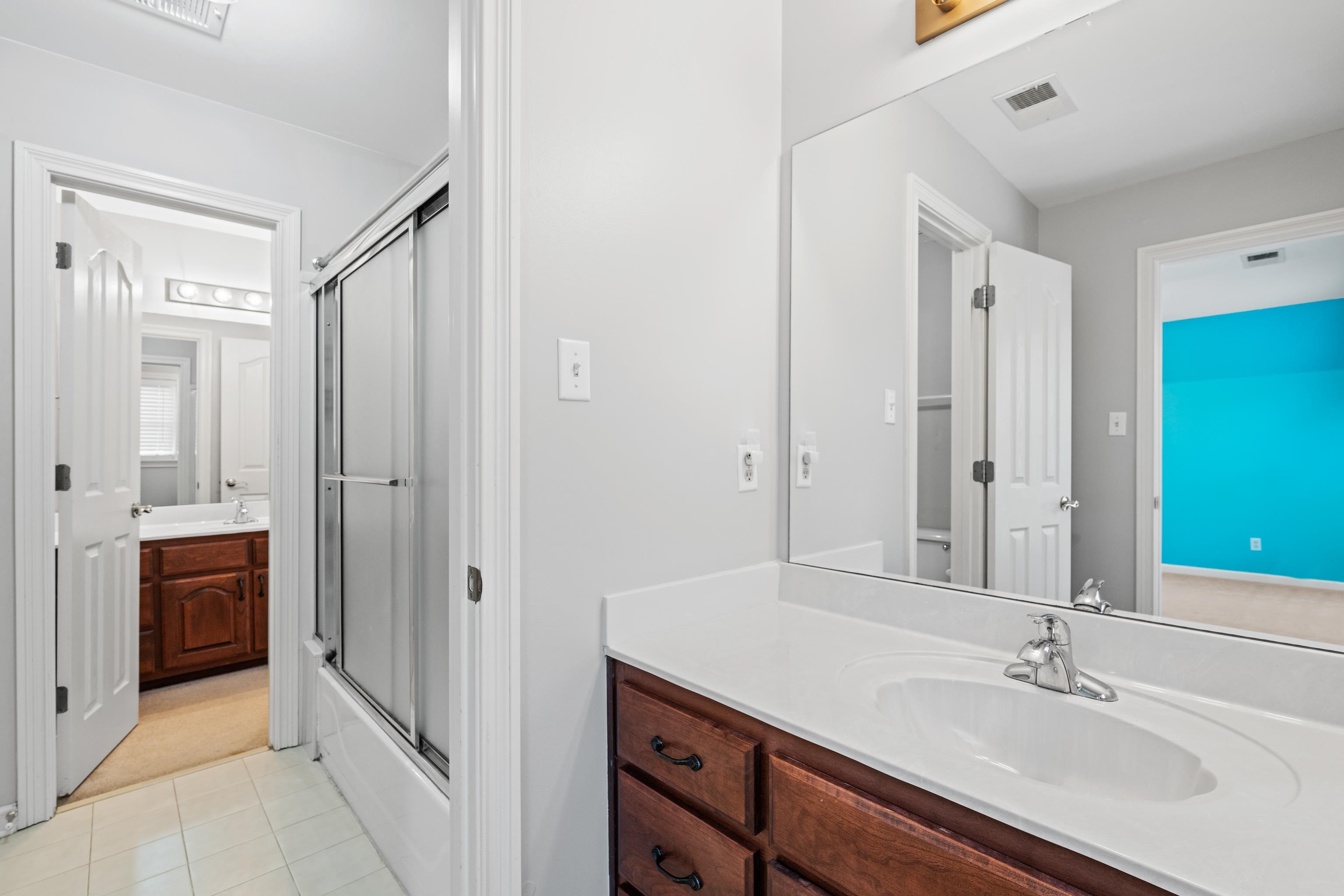 12176 BURROWS OAK CV