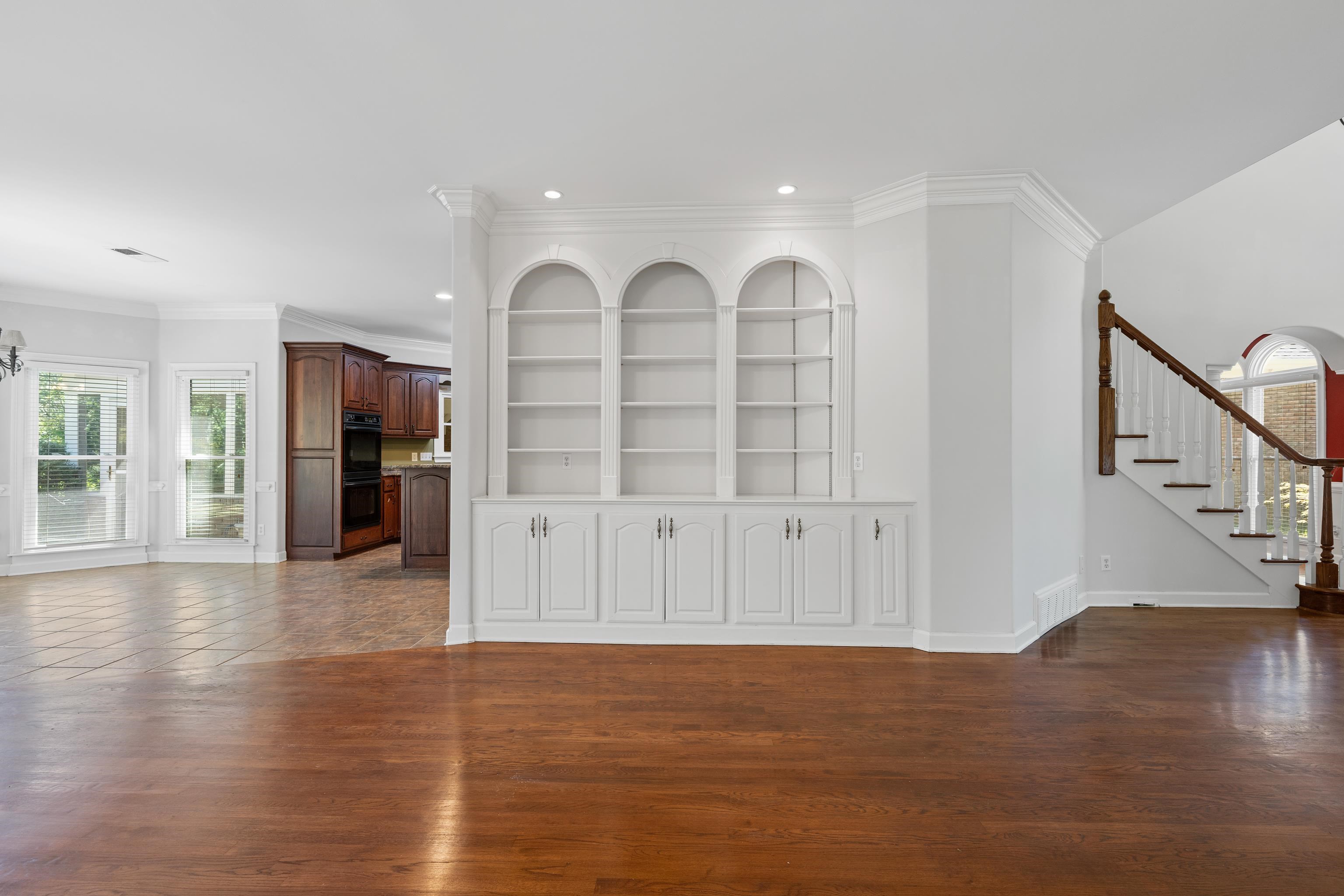 12176 BURROWS OAK CV