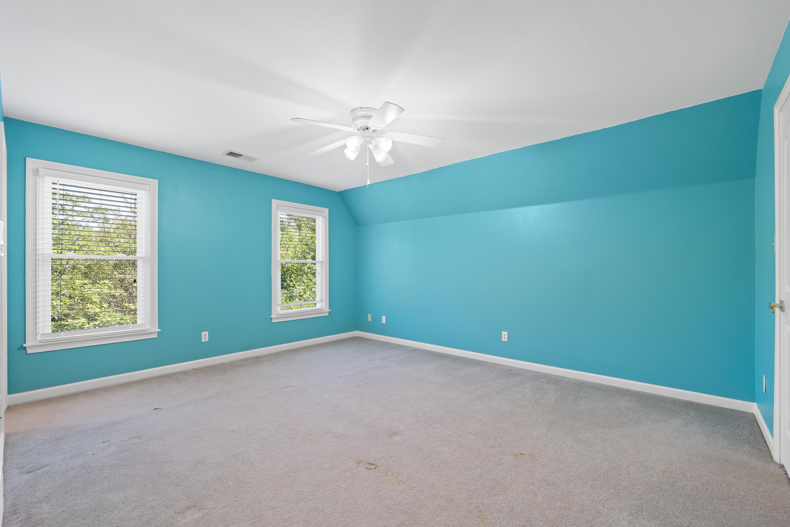 12176 BURROWS OAK CV