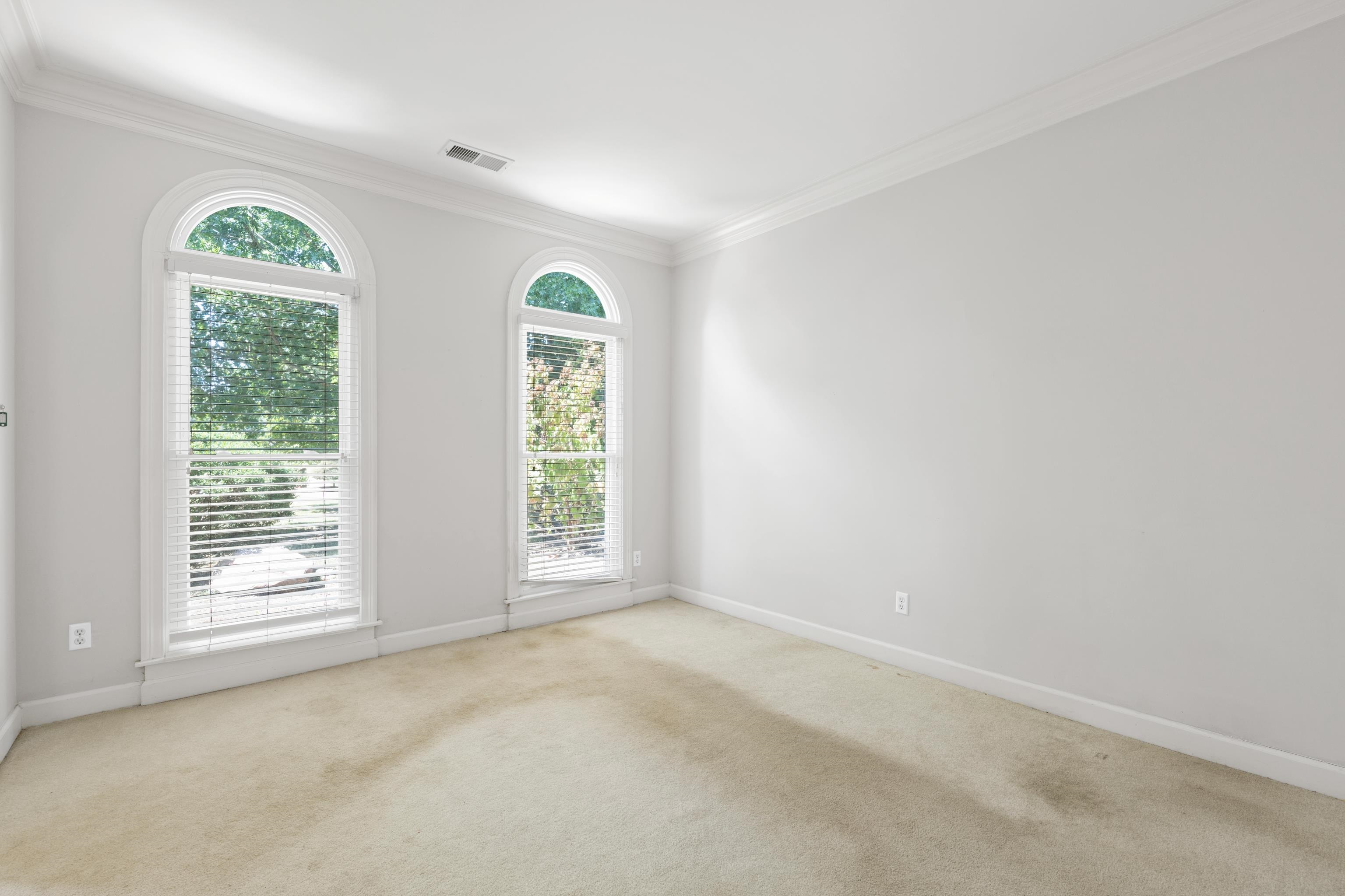 12176 BURROWS OAK CV