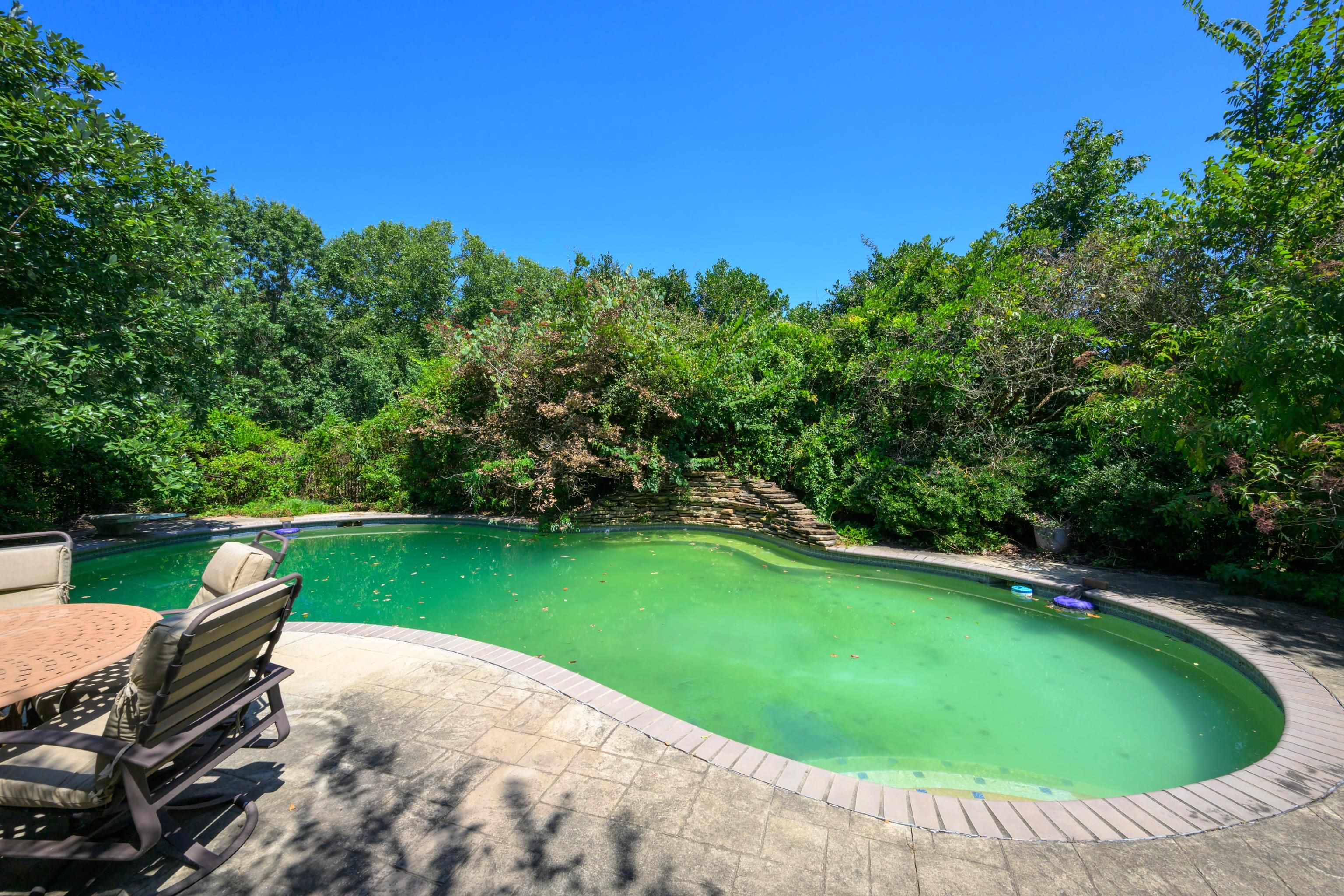 12176 BURROWS OAK CV