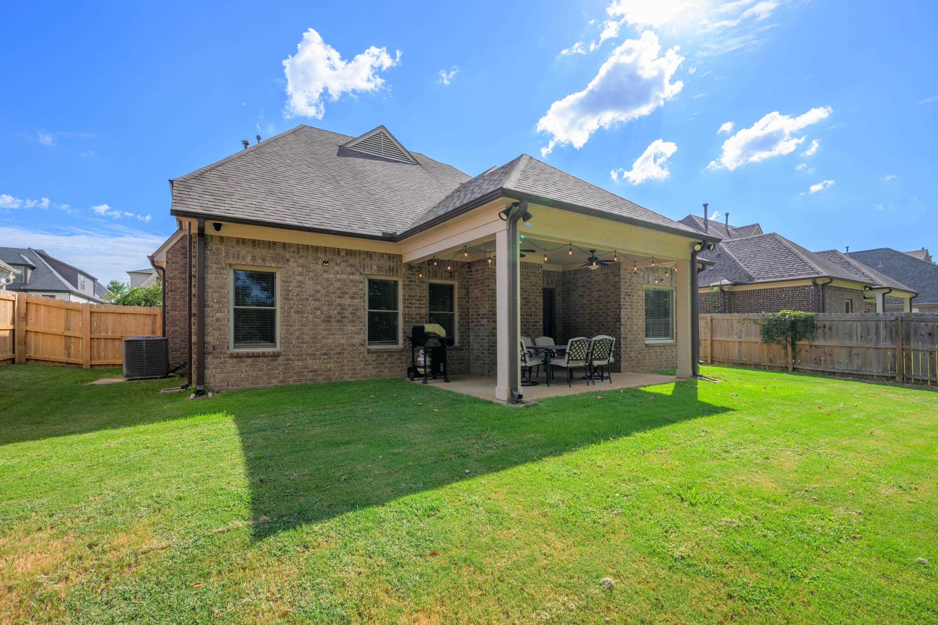 45 WHISPERING CREEK DR