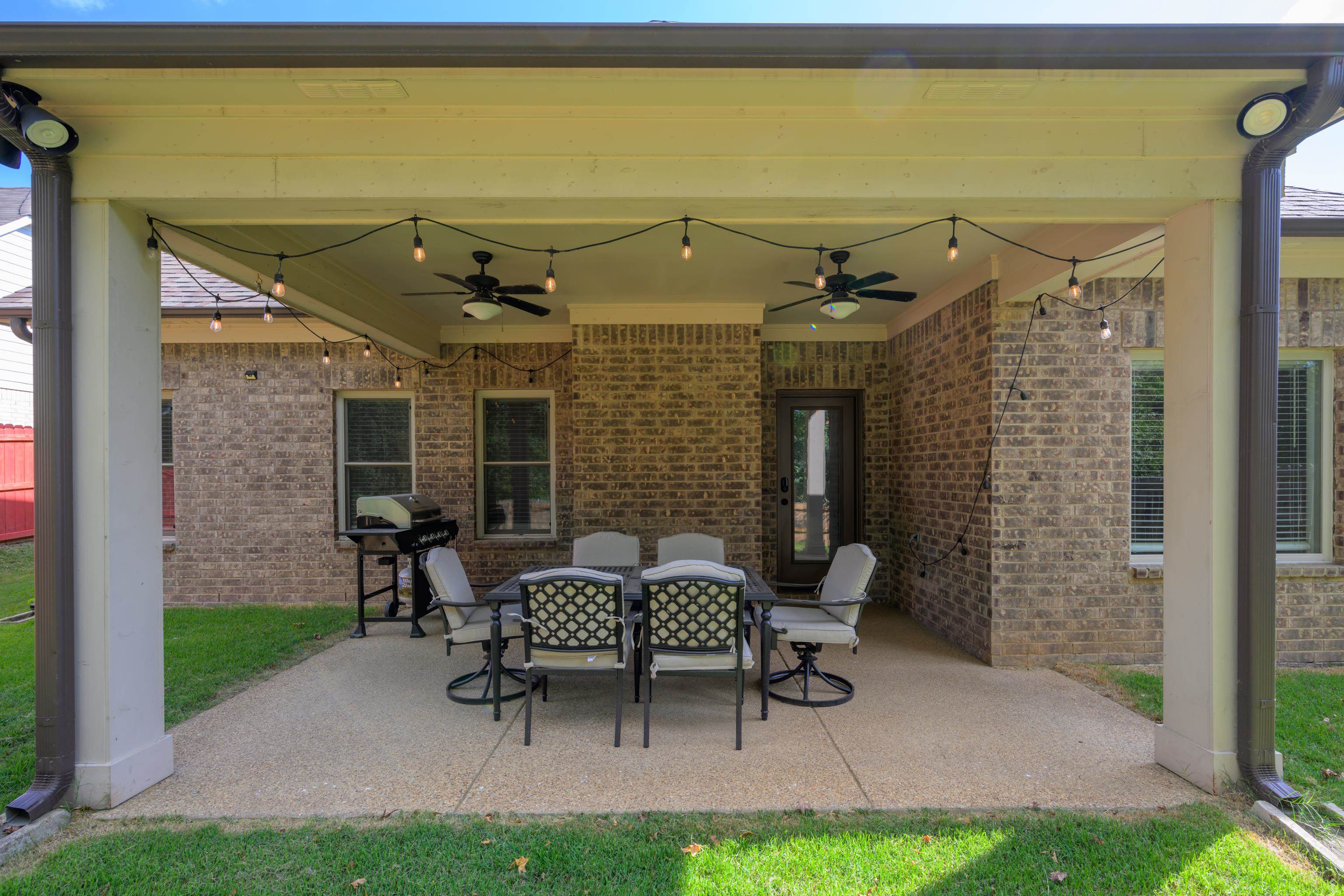 45 WHISPERING CREEK DR
