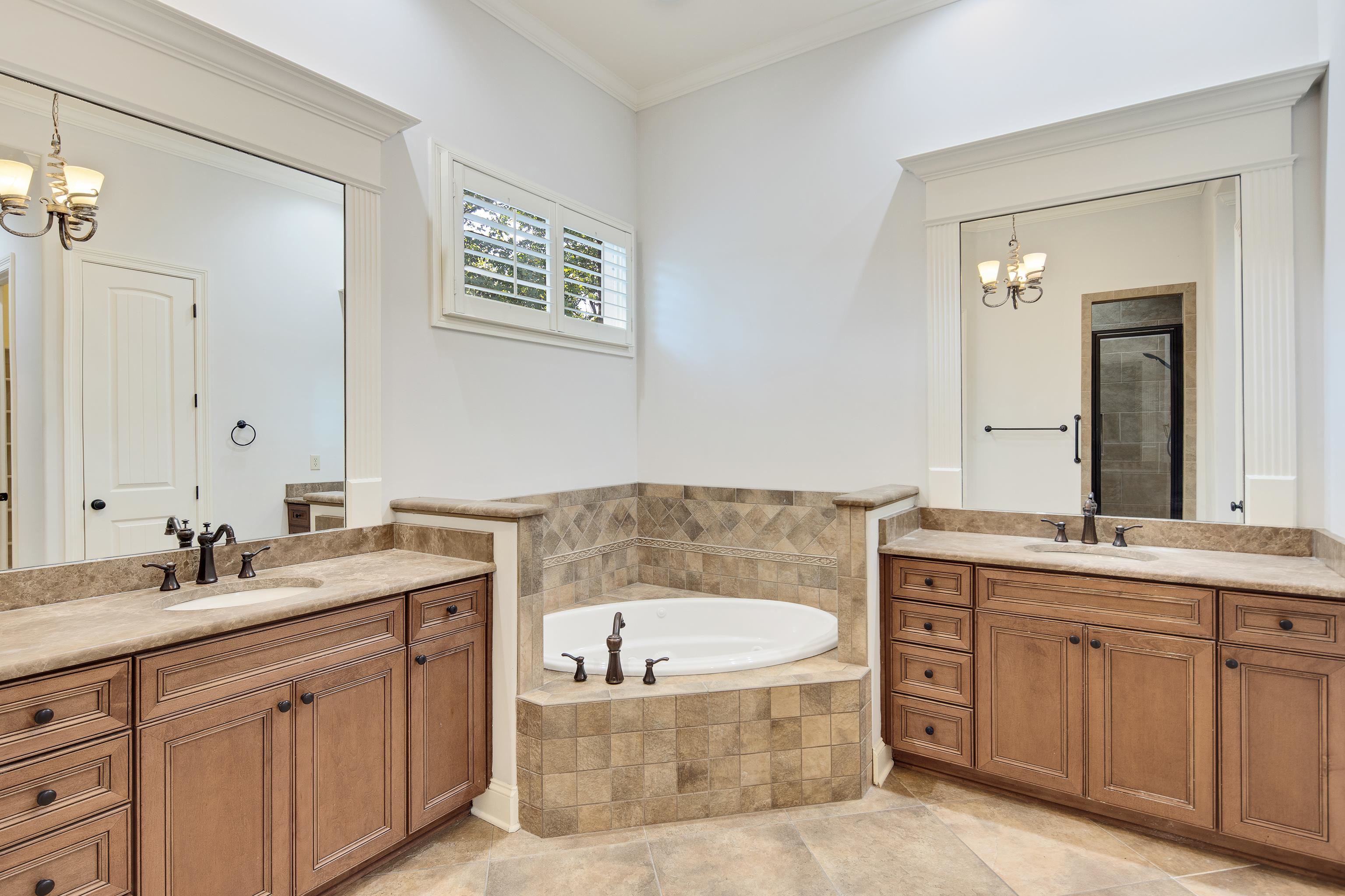 1117 BRAYSTONE TRL