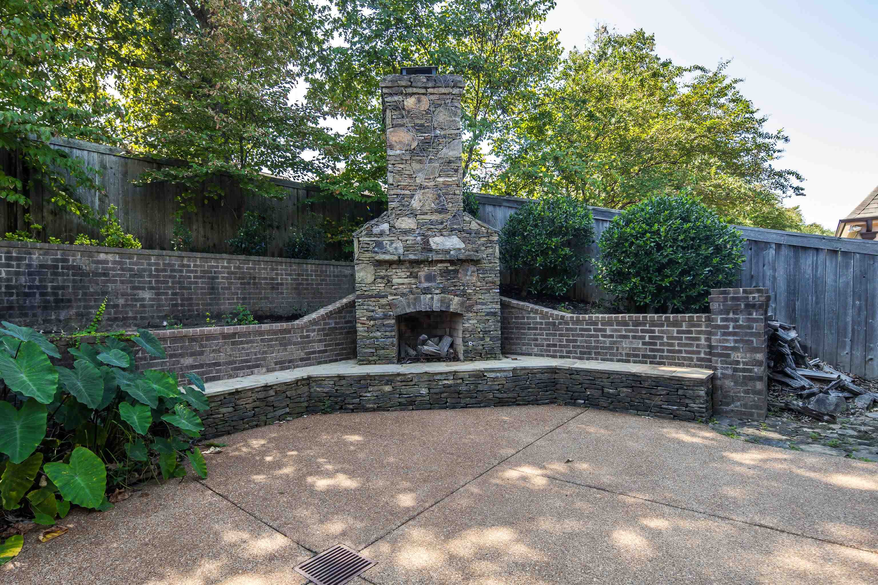 1117 BRAYSTONE TRL