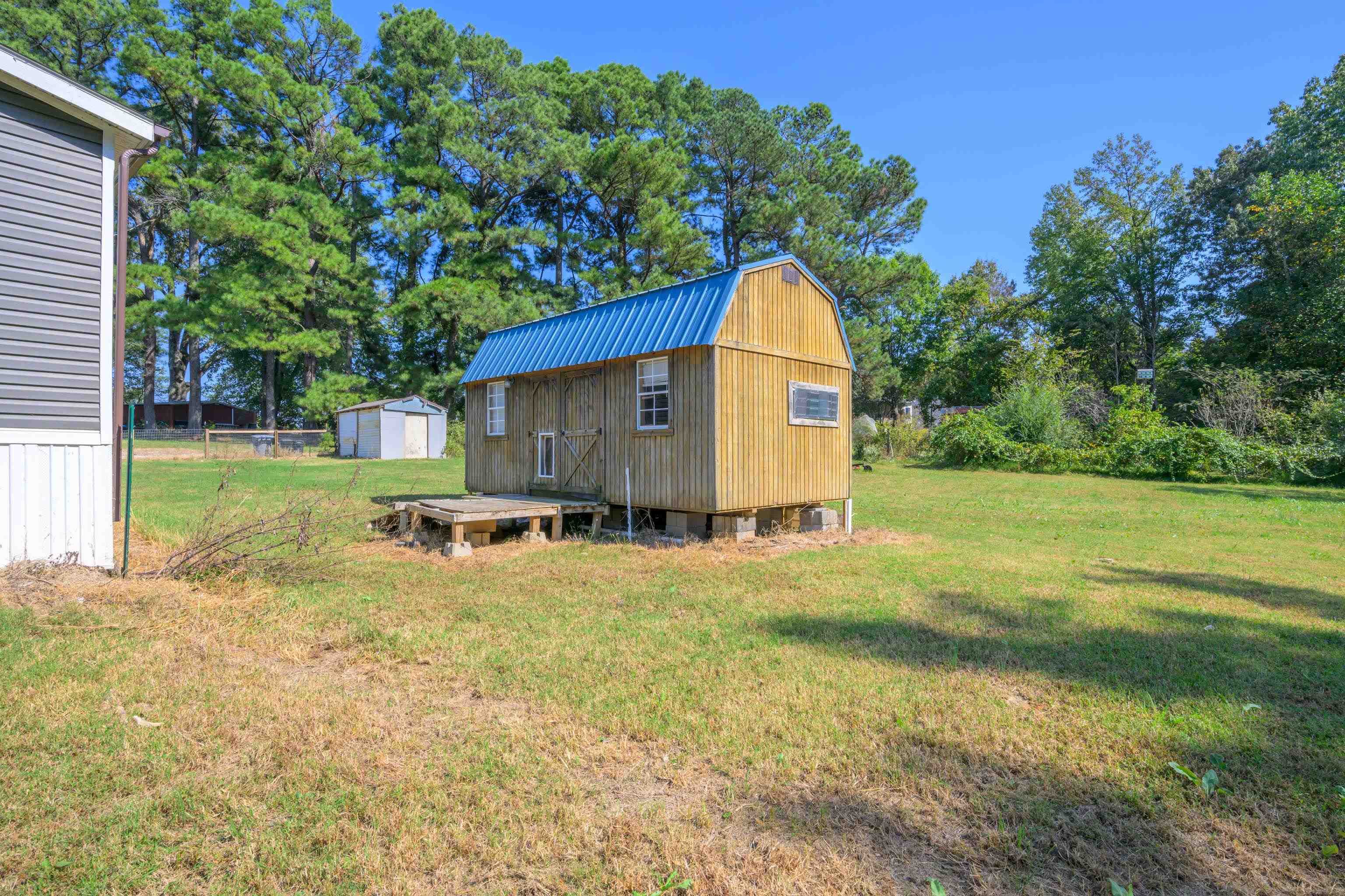 6420 CAMPGROUND RD
