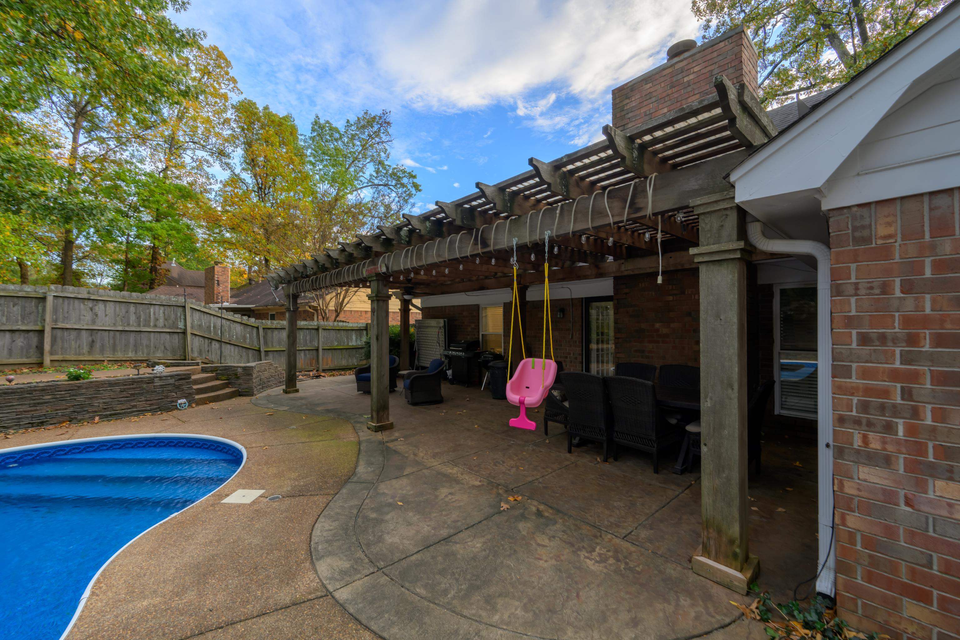 1510 LACEWING TRACE DR
