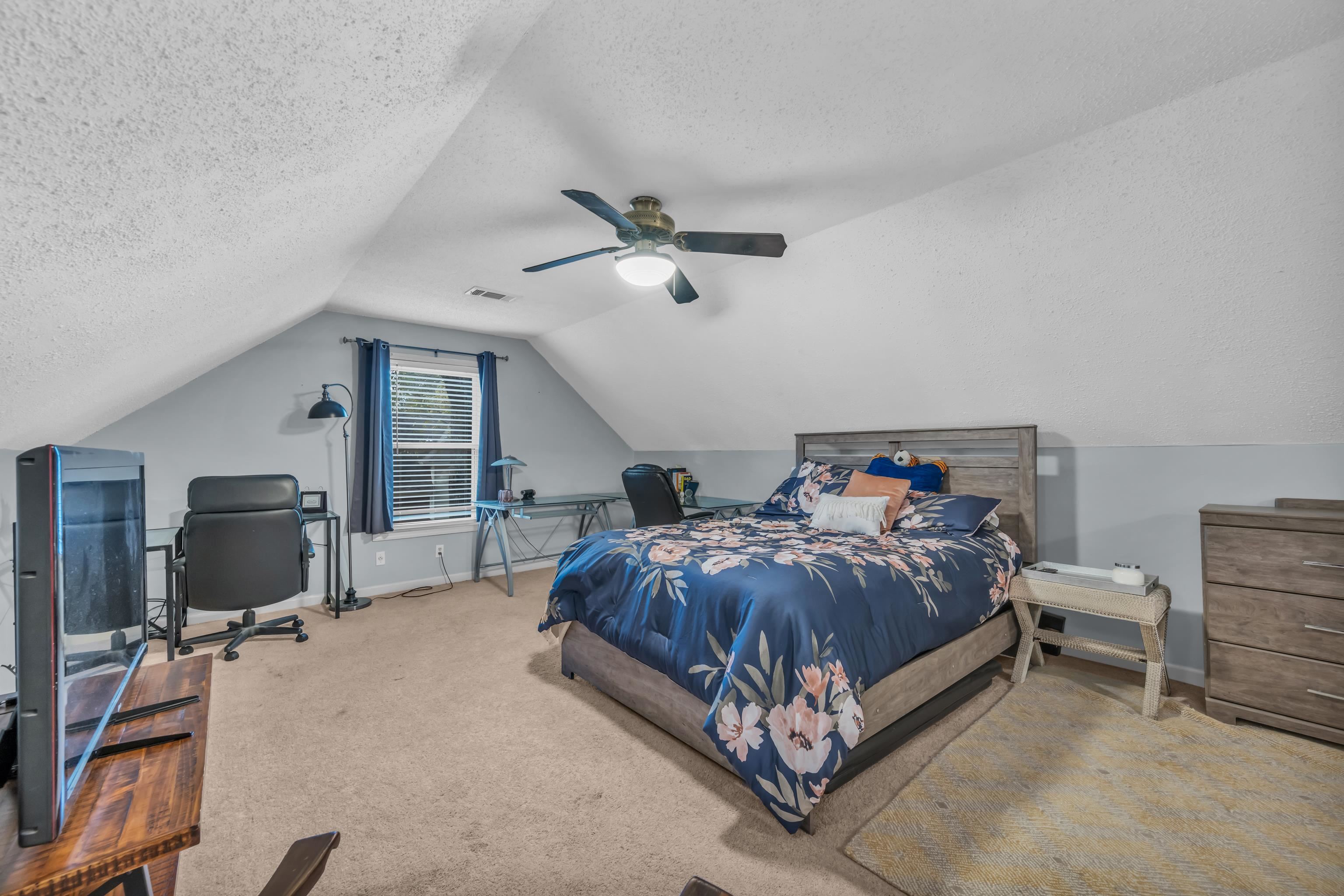 1510 LACEWING TRACE DR